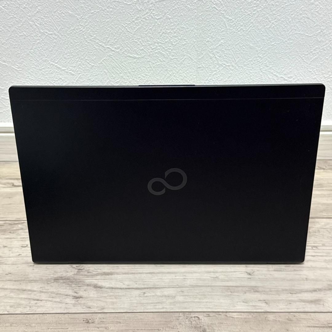 Fujitsu Lifebook U939/B Core i7-8665U 1.90GHz SSD 256GB RAM 16GB Win 11 Pro