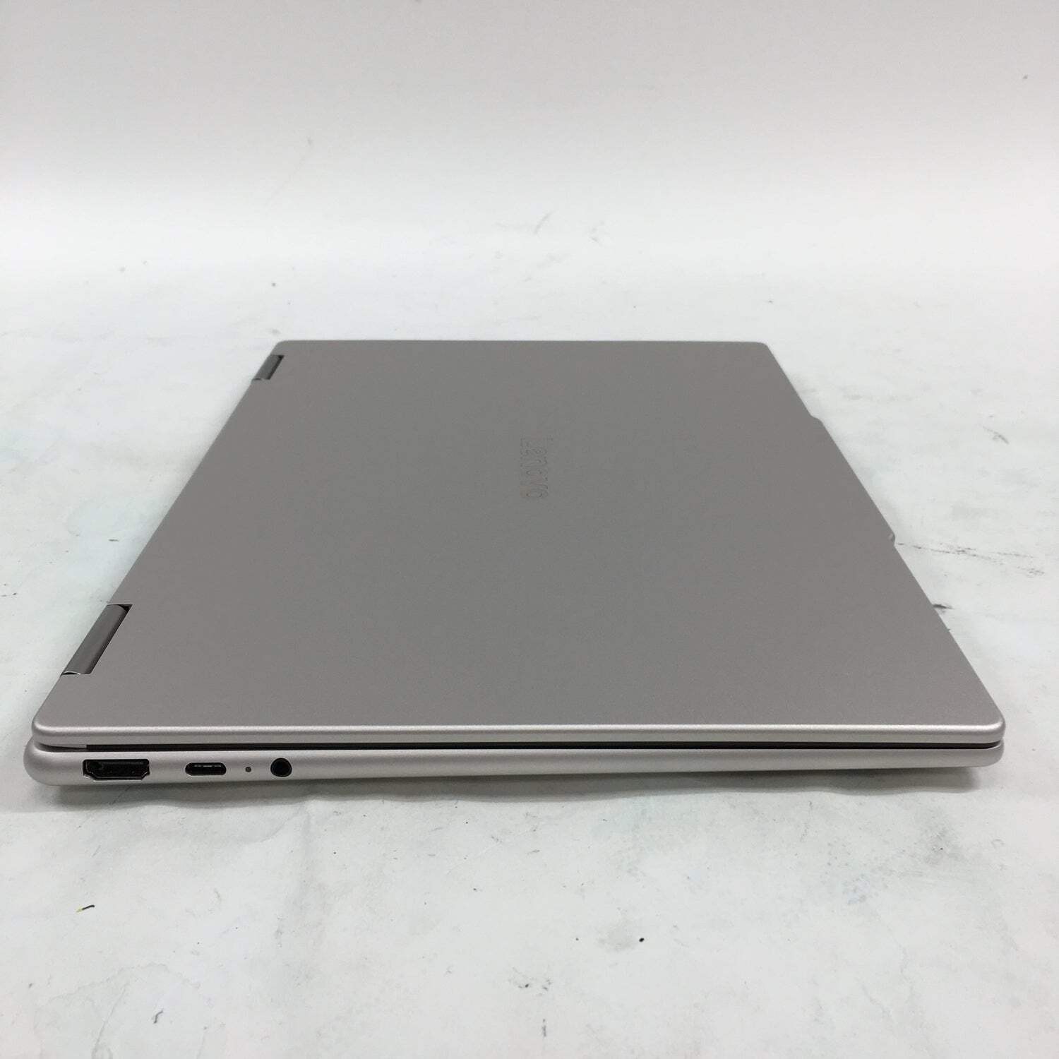 Lenovo Yoga 7 2-in-1 83JR0002US 14″ Ryzen AI 5 340 2.0GHz 16GB RAM 512GB SSD