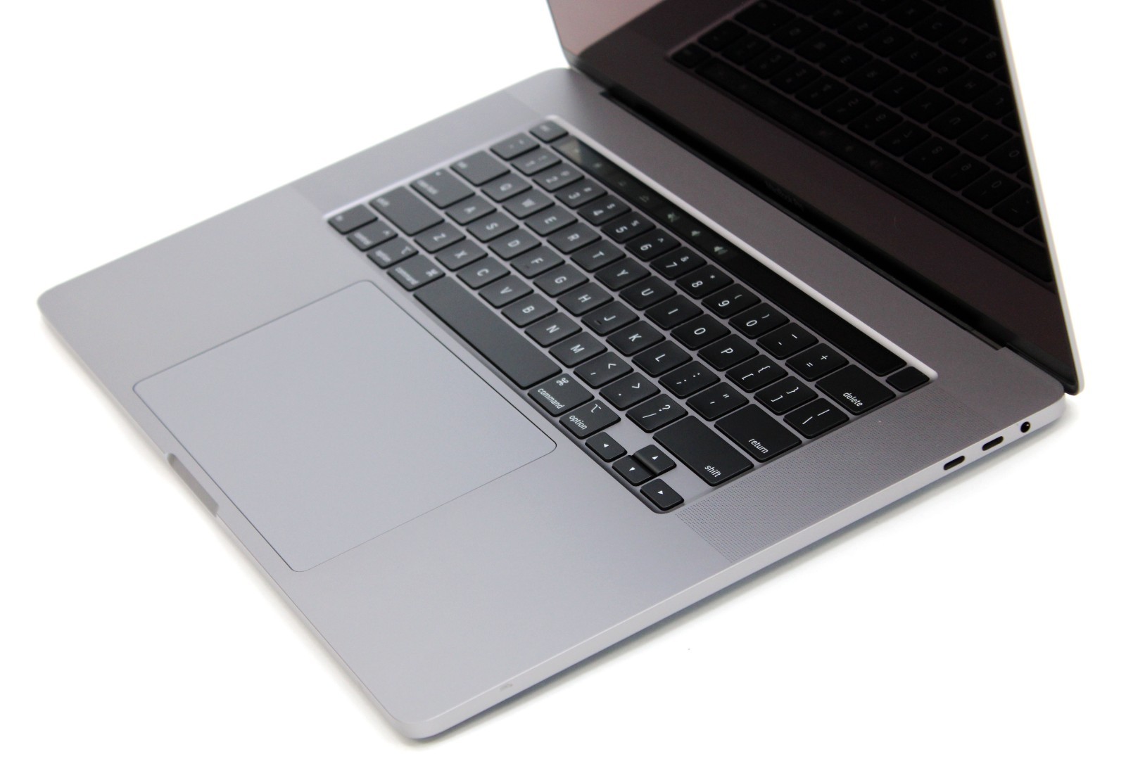 Apple MacBook Pro A2141 16″ i7-9750H 2.6GHz 16GB/512GB Radeon Pro 5300M 4GB