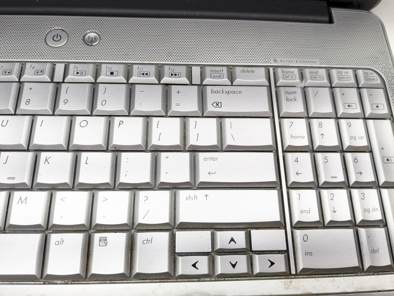 HP g60-243cl Notebook Pc Laptop SILVER For Parts 16″ Diagonal