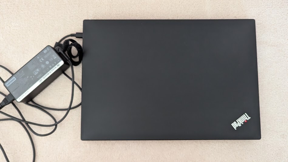 Lenovo T14 G1 i7-10610U 48GB RAM/500 GB SSD – Win 10 Pro TOUCHSCREEN