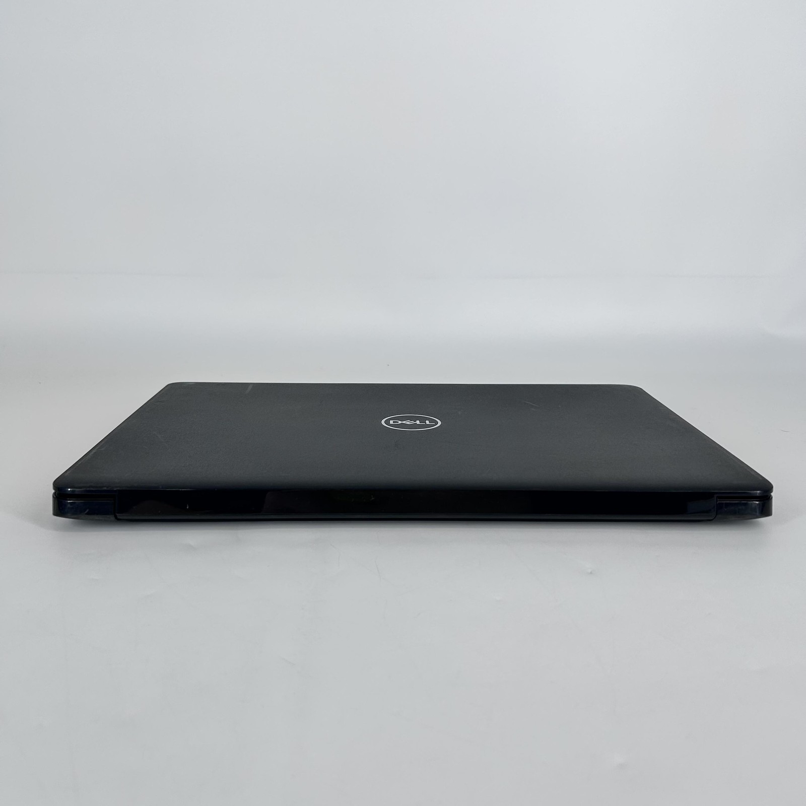 Dell Latitude 3500 15.6 FHD 1.8 GHz i7-8565U 16GB 256GB SSD MX130 Good FRAME GAP