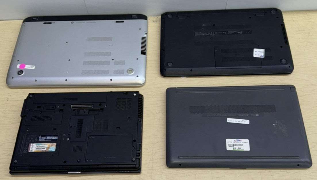 Lot of 4 HP Laptops (PARTS/REPAIR)