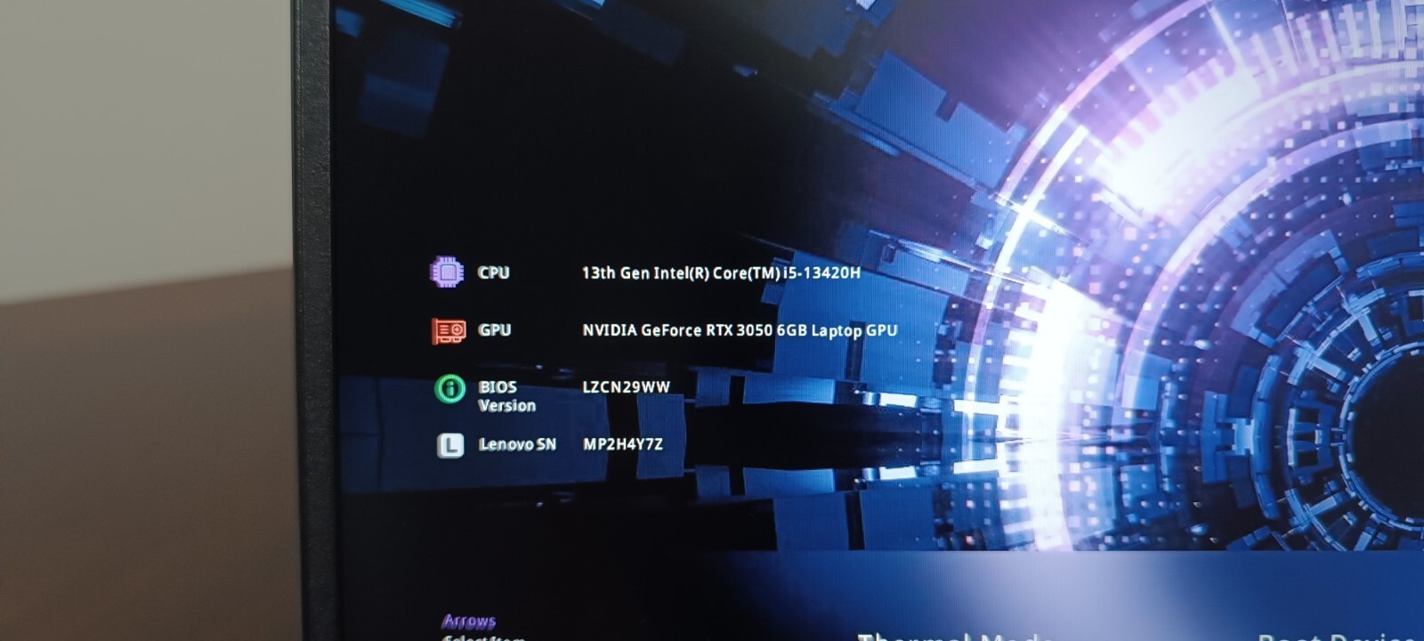 Lenovo LOQ Gaming 15,6 LCD Intel i5-13420H 512SSD 8RAM RTX 3050 6GDDR