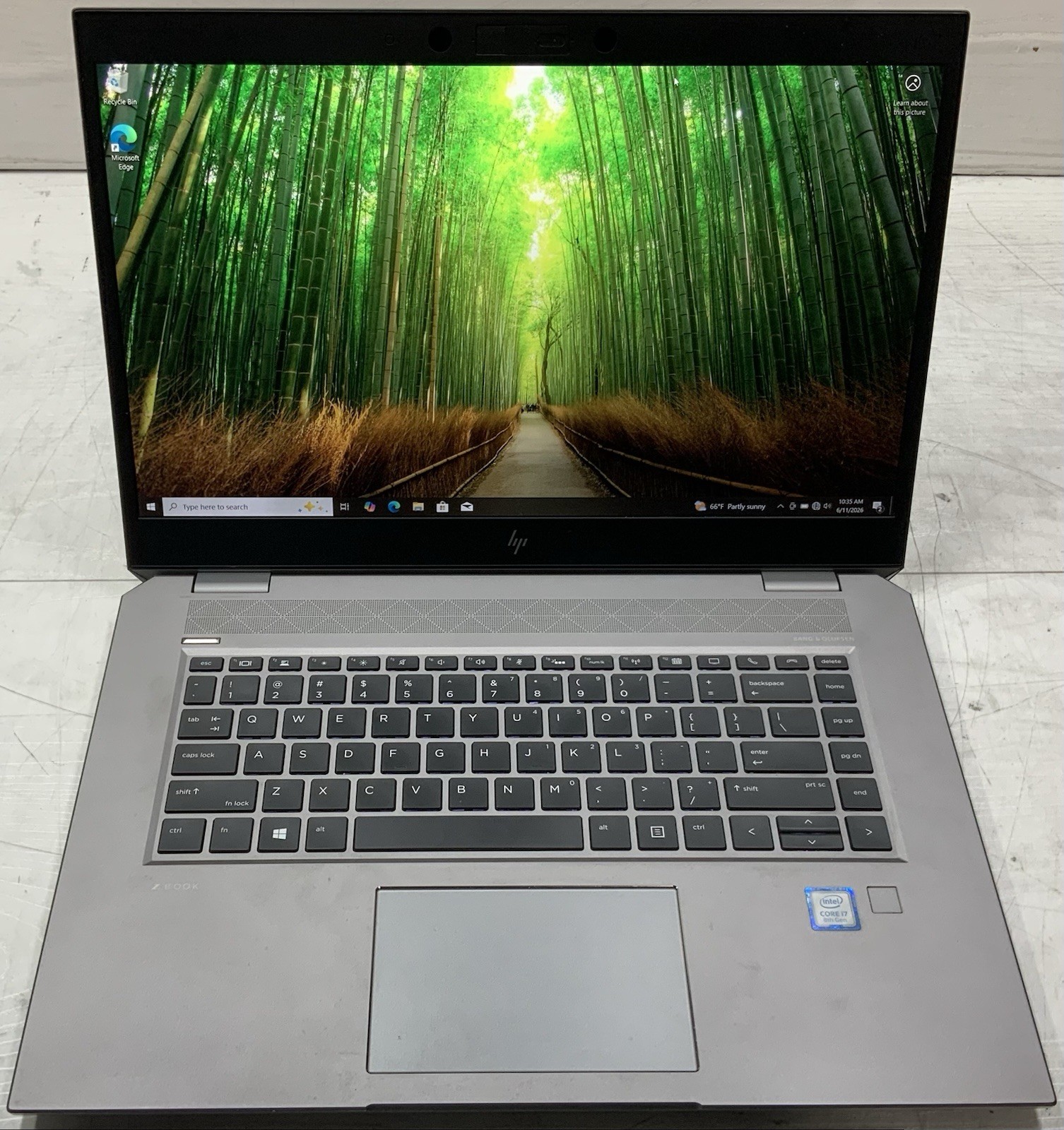 HP ZBook Studio G5 15.6″ – i7-8750H 32GB RAM, 512GB SSD, P1000, W10Pro