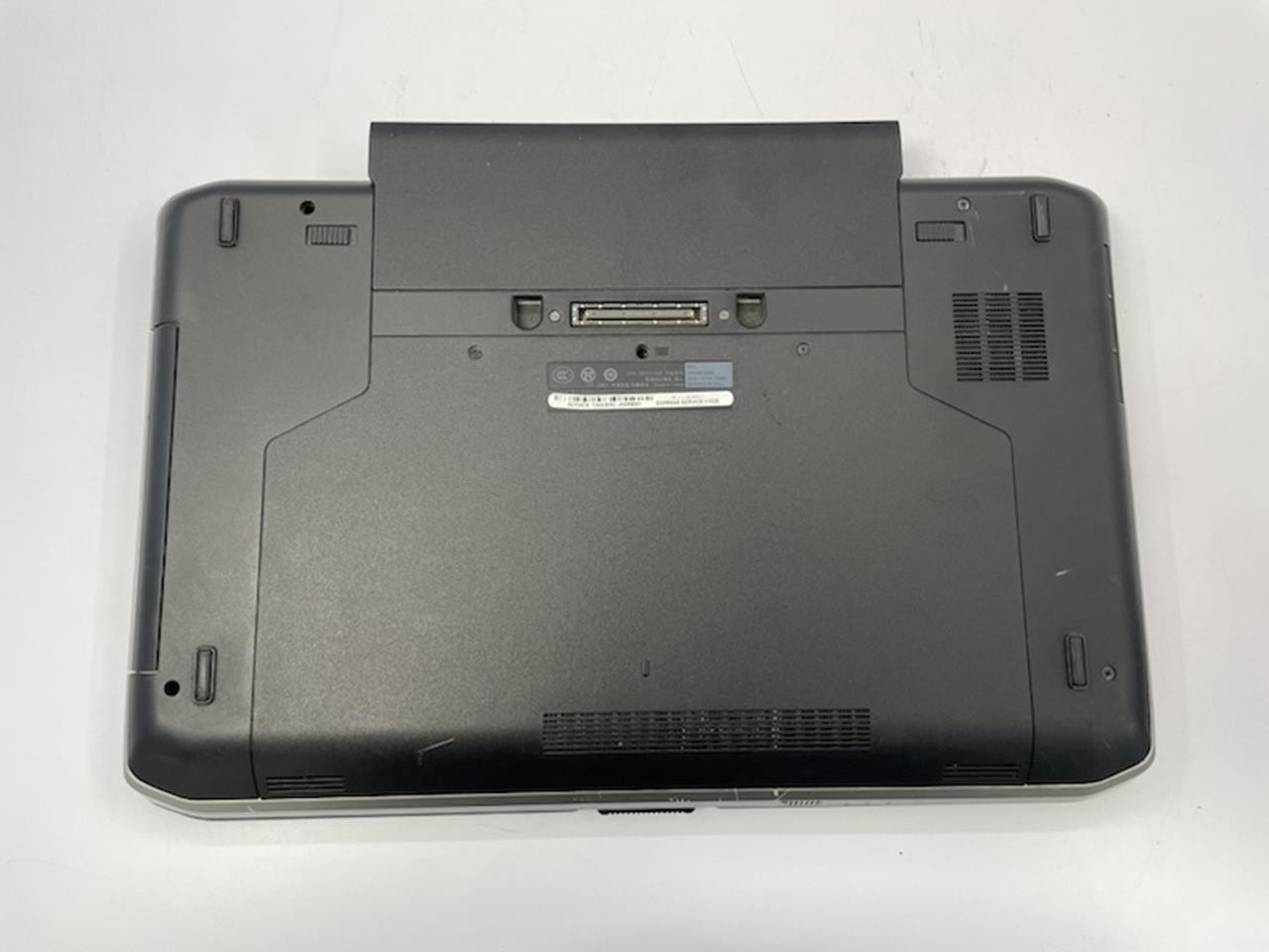 DELL LATITUDE E5530 NON-VPRO Laptop Intel Core i5-3210M 2.50GHZ + 4GB No HD/OS