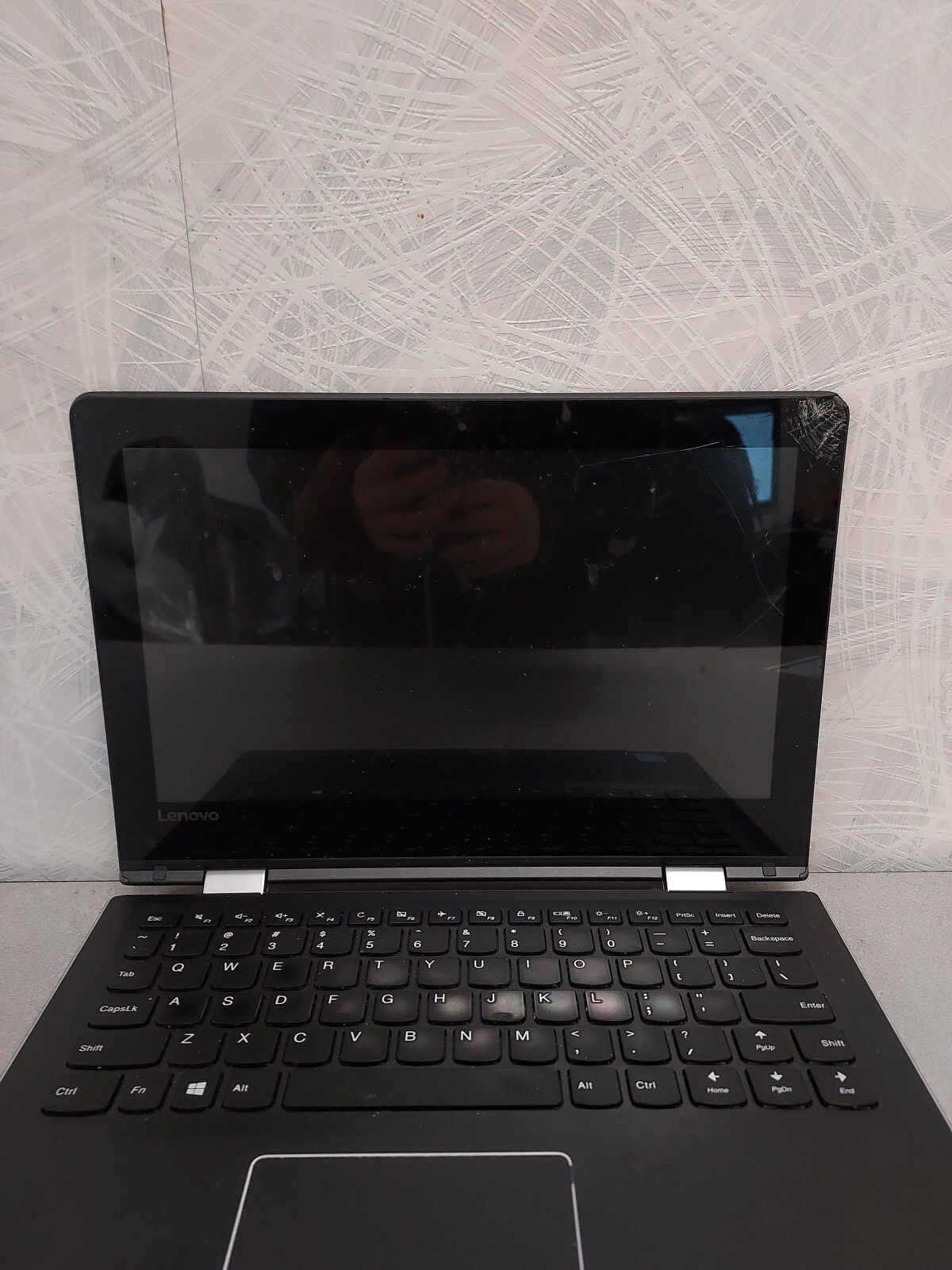 Lenovo Ideapad Flex 4-1130 Celeron N3350- 2GB RAM – 64GB San Disk – WIN 10 READ