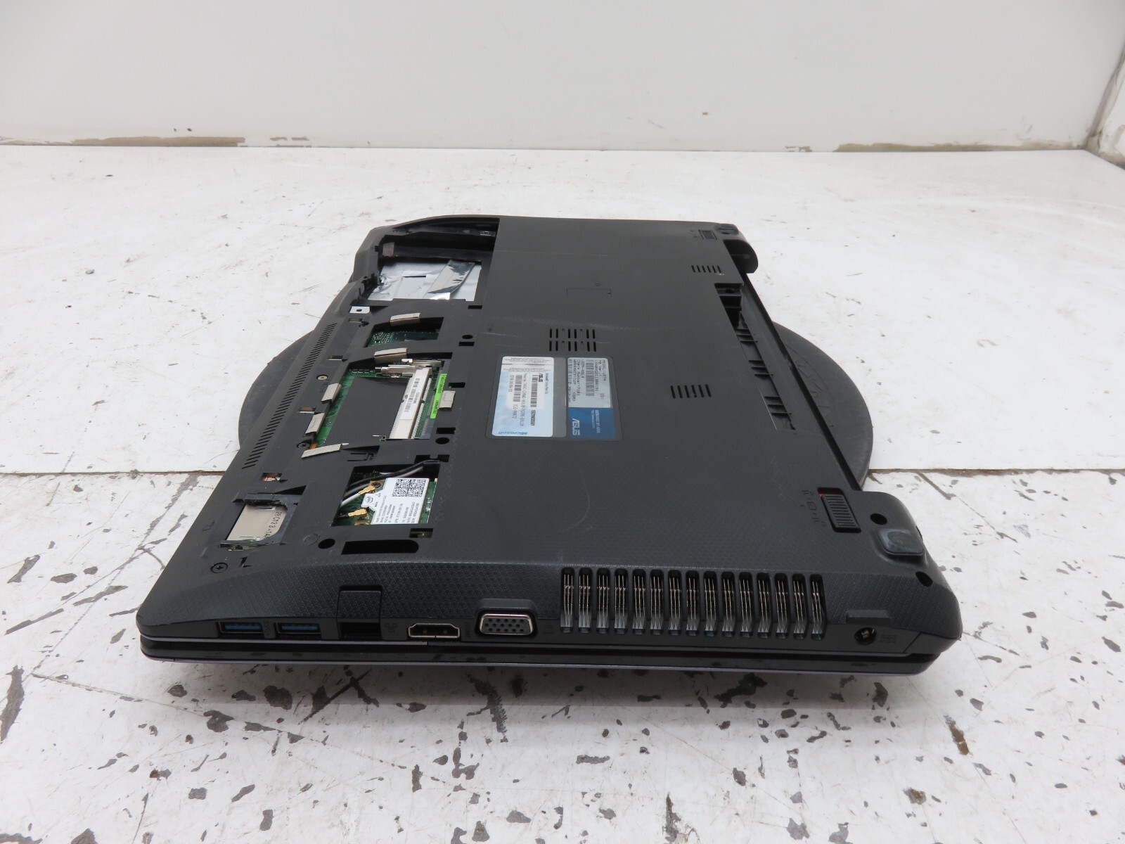 Lot of 2 i5 1st-3rd Gen Laptops – Asus U57A Lenovo G500S Touch – PARTS ONLY