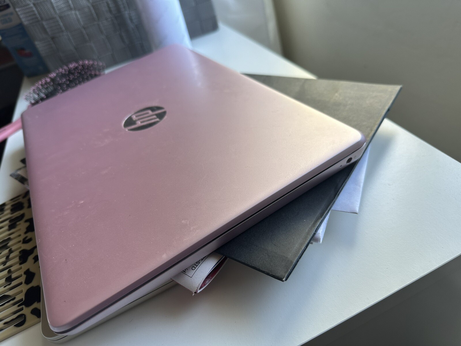 HP Stream 14-cb172wm 14″ (64 GB, Intel Celeron N4000, 1.10 GHz, 4 GB) Laptop…