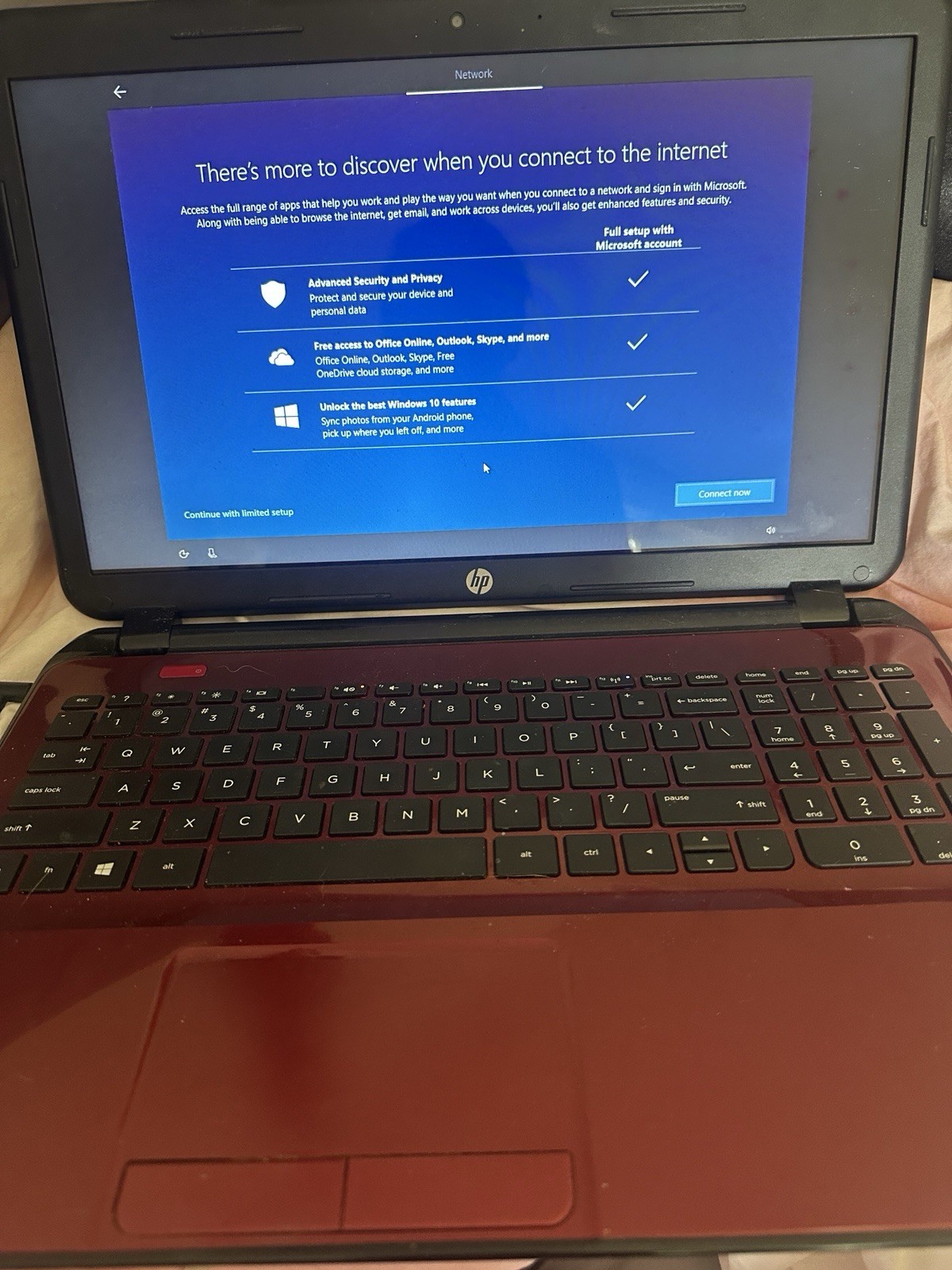 HP 15-D017CL 15.6″ Red Laptop Celeron 2.16GHz 4GB 500GB HDD Win 8