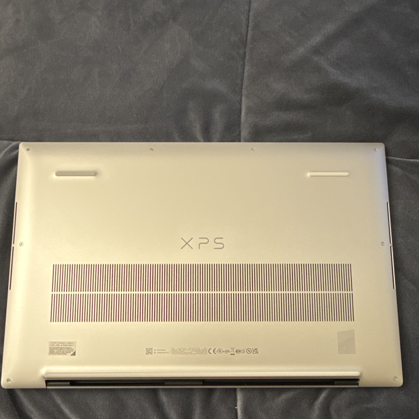 Dell XPS 17 9570 3840×2400 i9-13900H 64GB 1TB SSD RTX 4070 Silver with box