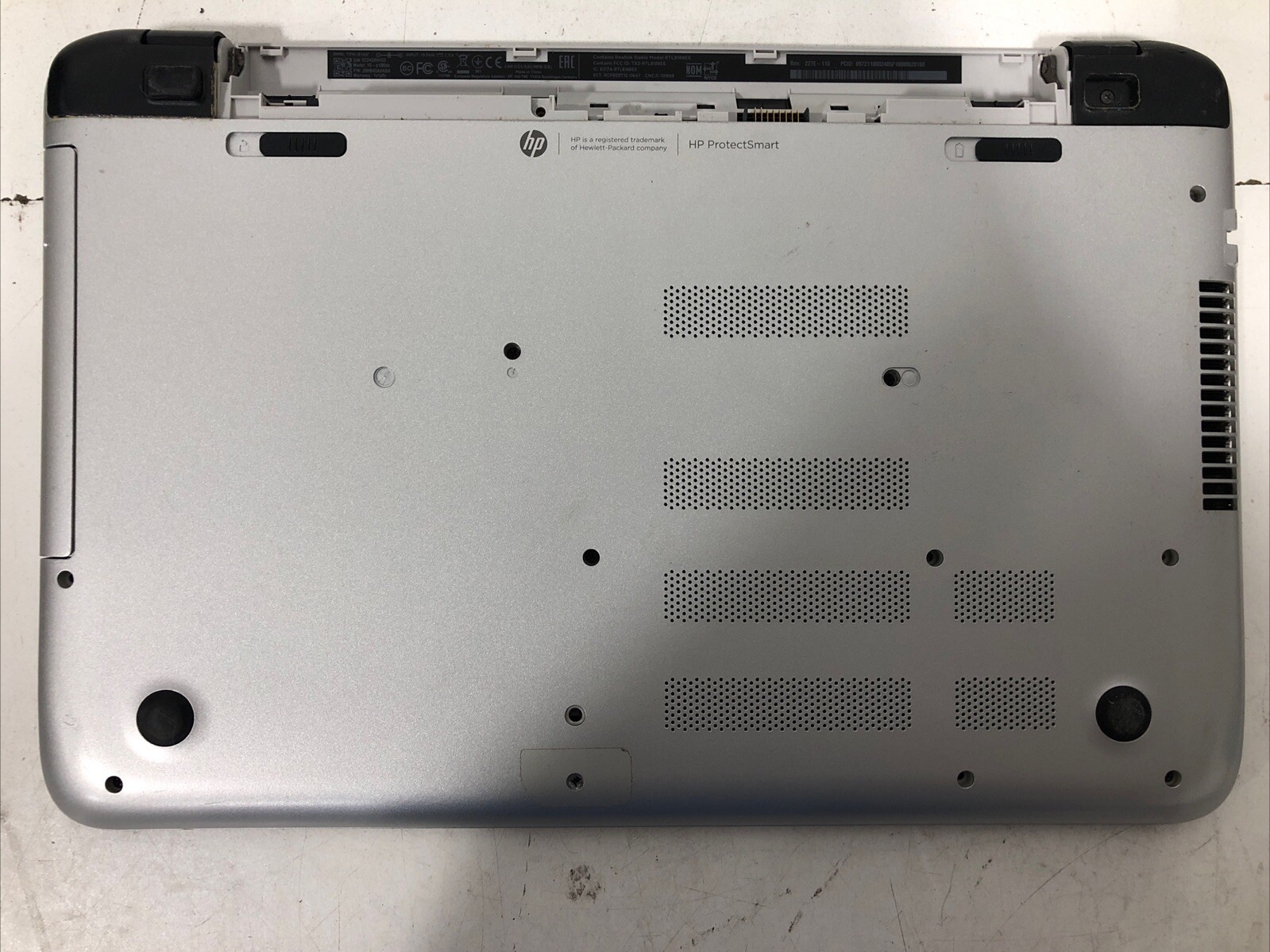HP Pavilion 15 – 15″ 1366×768 – i7-4510U – 6GB – NO HDD – NO OS