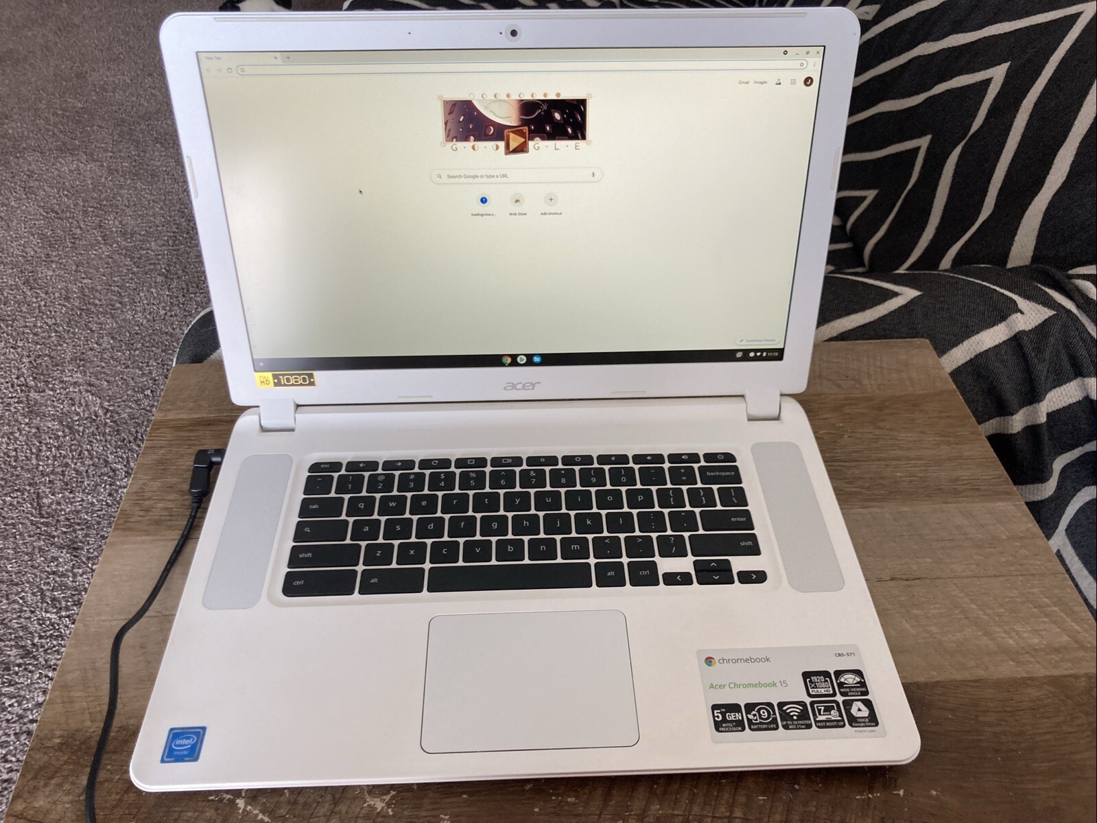 Acer Chromebook 15 CB5-571-C4G4 15.6″ w/ Celeron 3205U 2.7GHz CPU – No SSD/OS