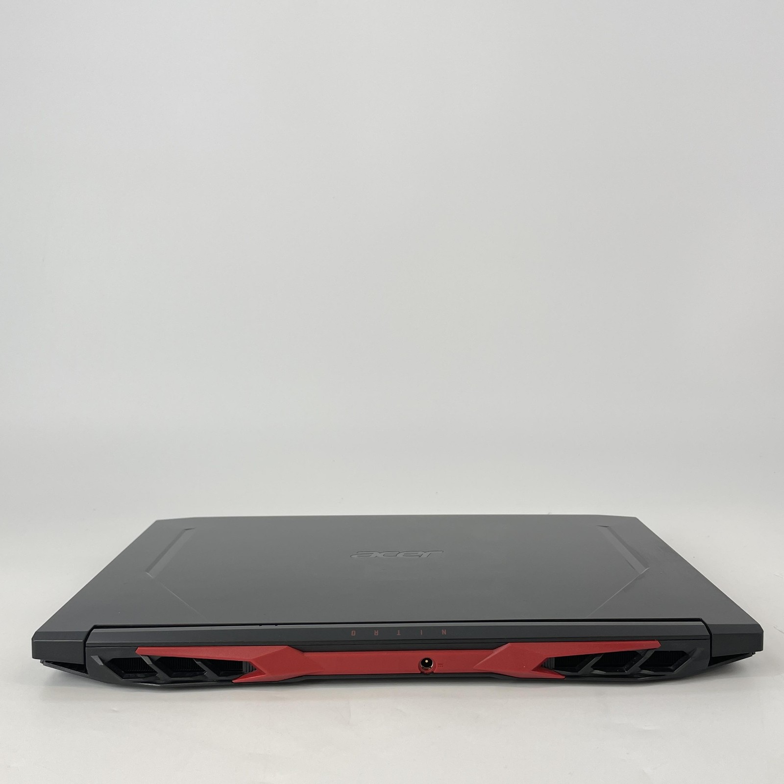 Acer Nitro 5 15.6 FHD Ryzen 5 4600H 32GB 256GB SSD GTX 1650 MUFFLED SPEAKERS