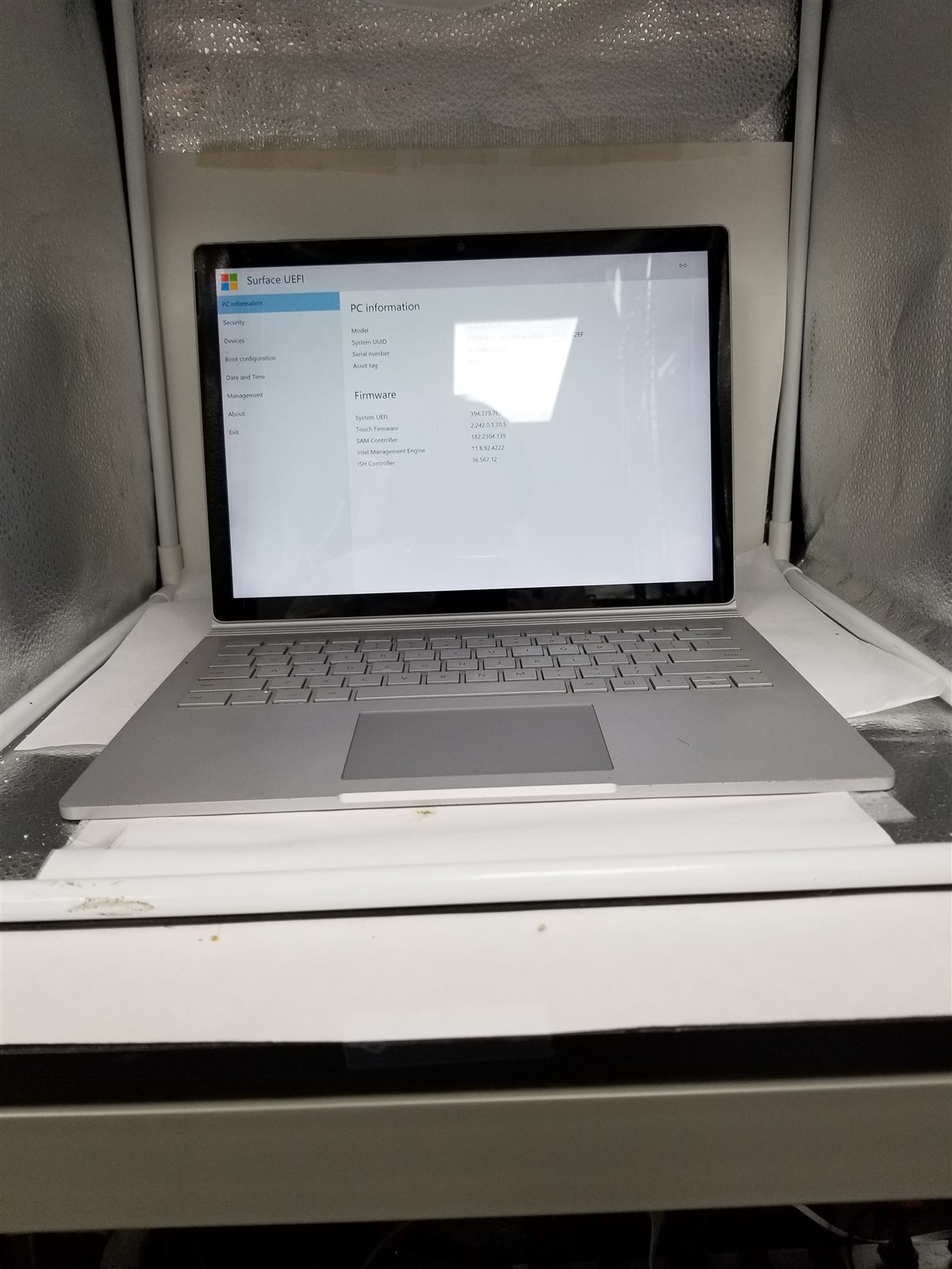 Microsoft Surface Book 2 Core i5 13.5″ 8GB/256GB Silver Reduced Price VW6258