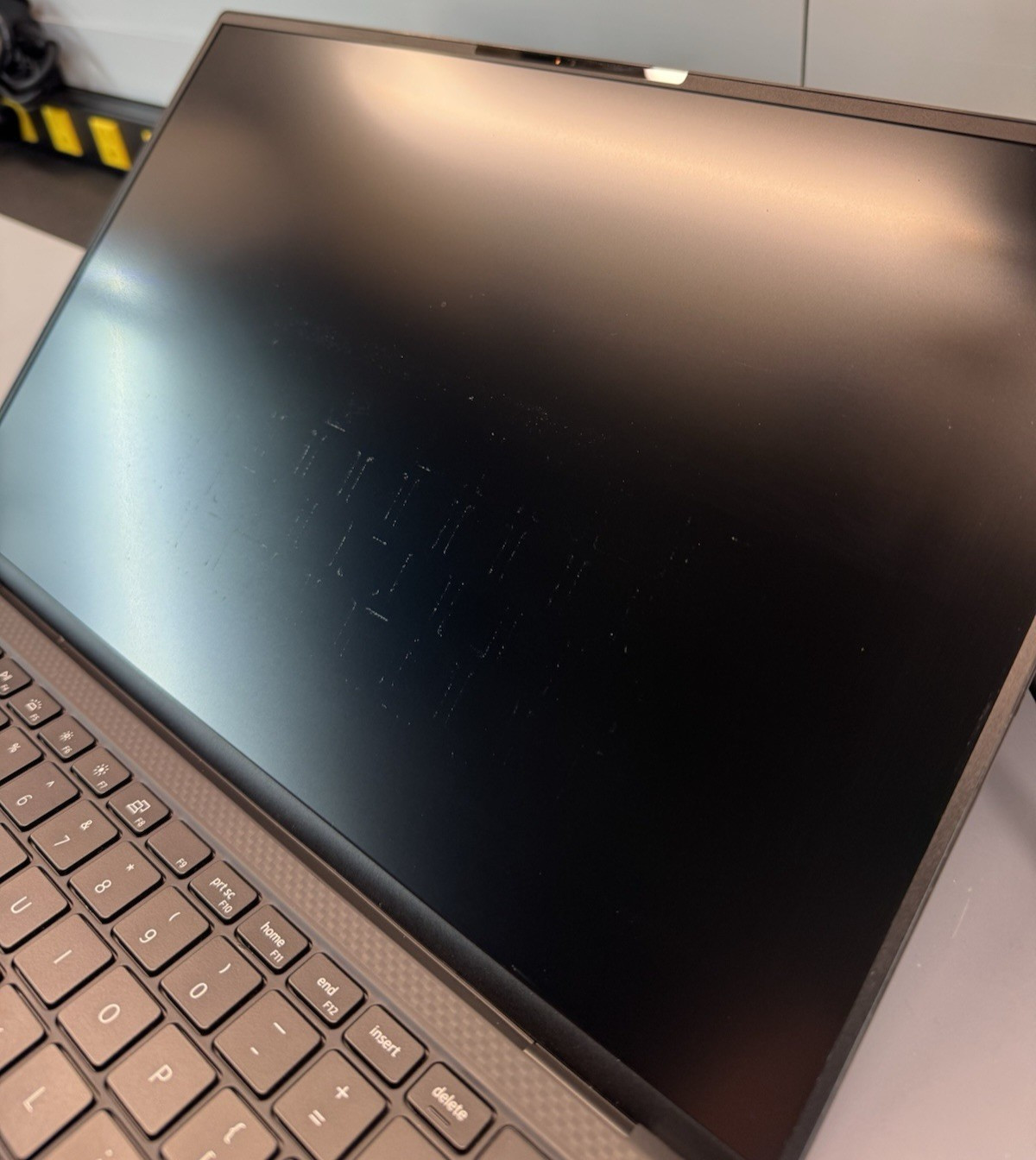 Dell Precision 5560 15″ INTEL i7-11850H 512GB SSD 32GB RAM T1200 WIN11 C *READ