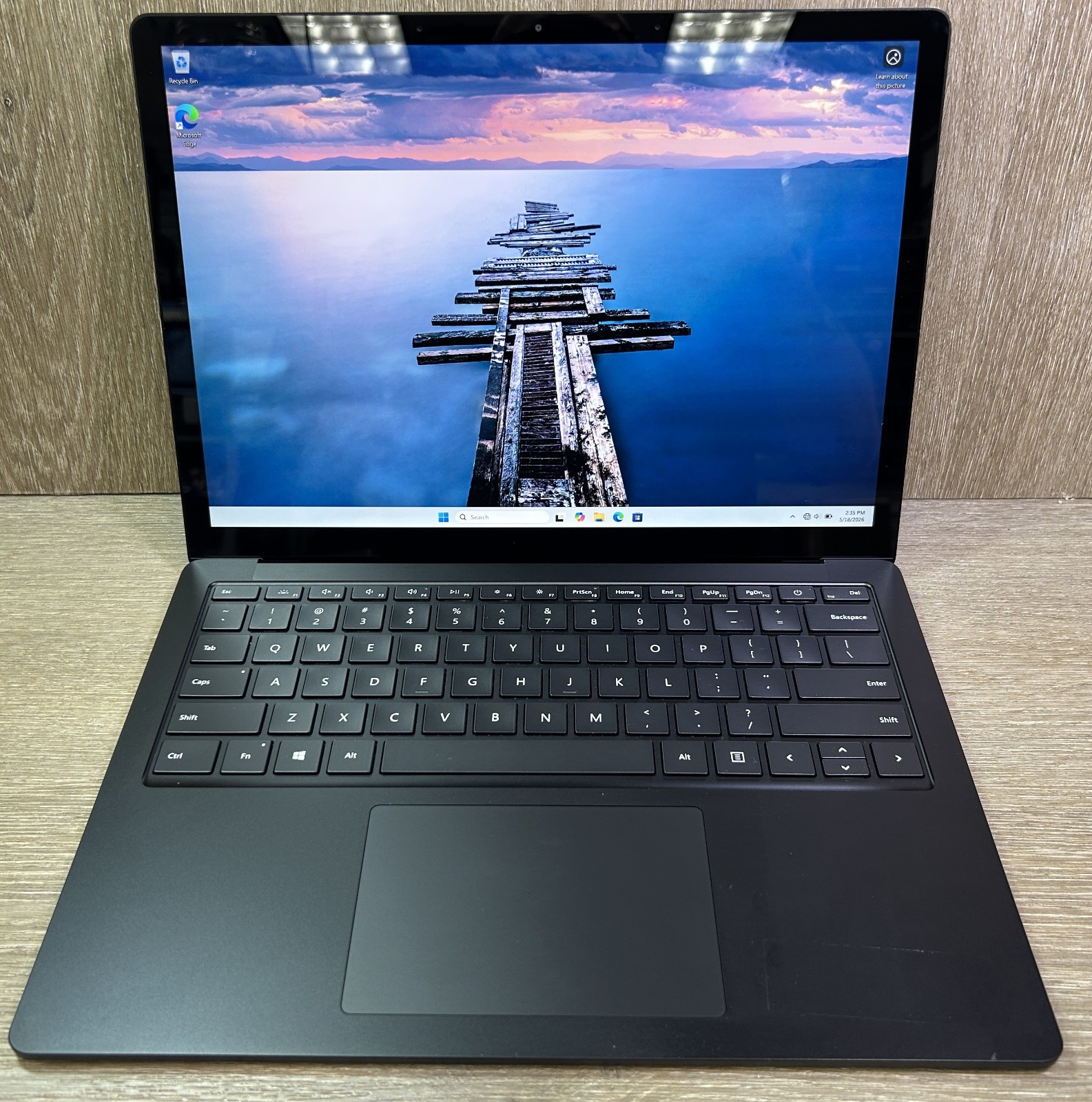 Microsoft Surface Laptop 3 i5-1035G7 1.2GHz 256GB SSD 8GB DDR4 Black