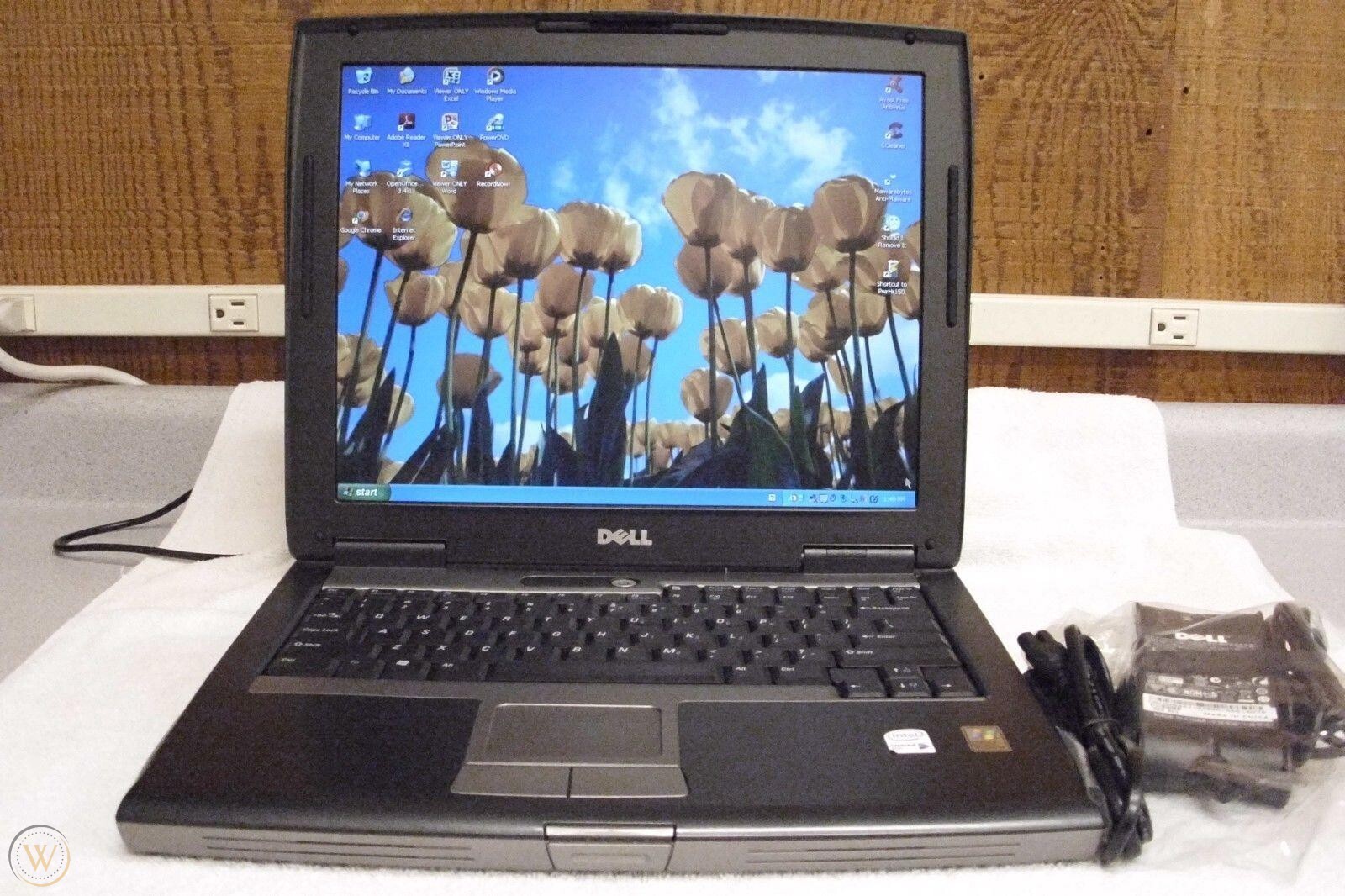 RS-232 Serial Dell Latitude D520 Laptop Windows XP Office2010 3GB GdBatWkGr8!
