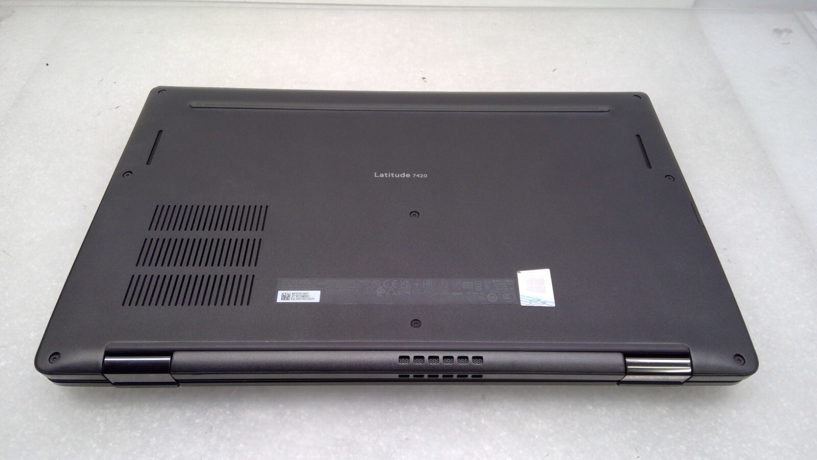 Dell Latitude 7420 14″ Touch i7-1185G7@3.0GHz 16G RAM 256GB SSD Win11