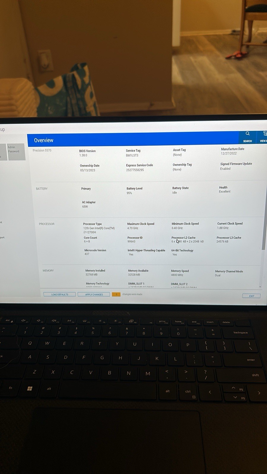 Dell Precision 5570 15.6″ i7-12700H 32GB Integrated Win 11 READ DESCRIPTION