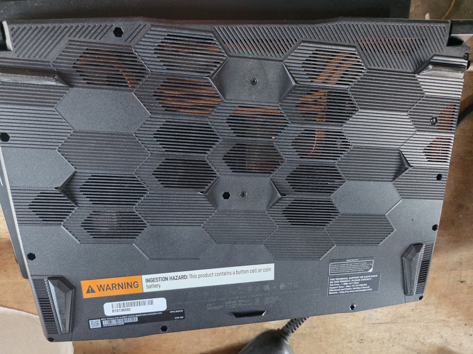 MSI Katana A15 AI B8VF Win 11 AMD Ryzen 7 8845HS 3.8GHz 32GB RAM 1TB SSD Pow