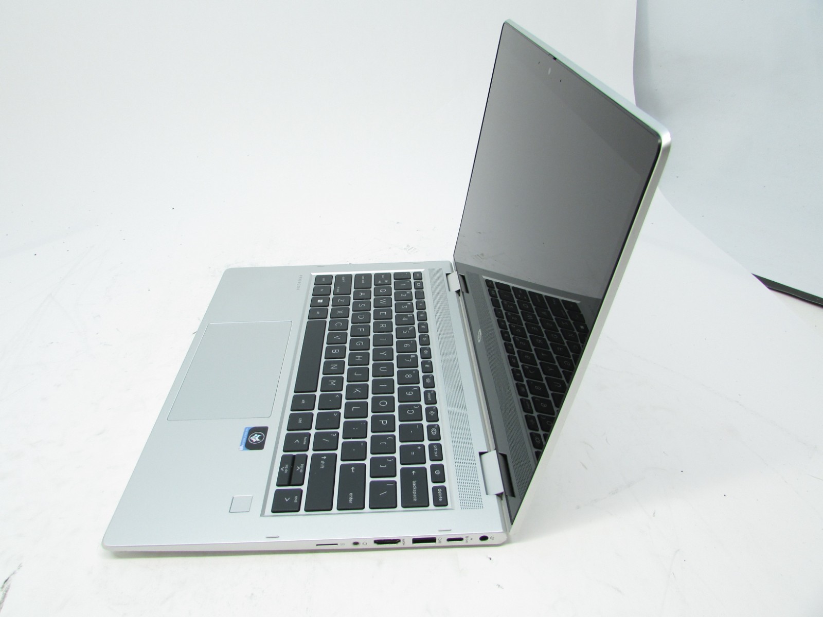 HP ProBook 445 G9 14″ Touch Ryzen 7 5825U 2.0GHz 16GB RAM 512GB SSD WIN 11 No AC