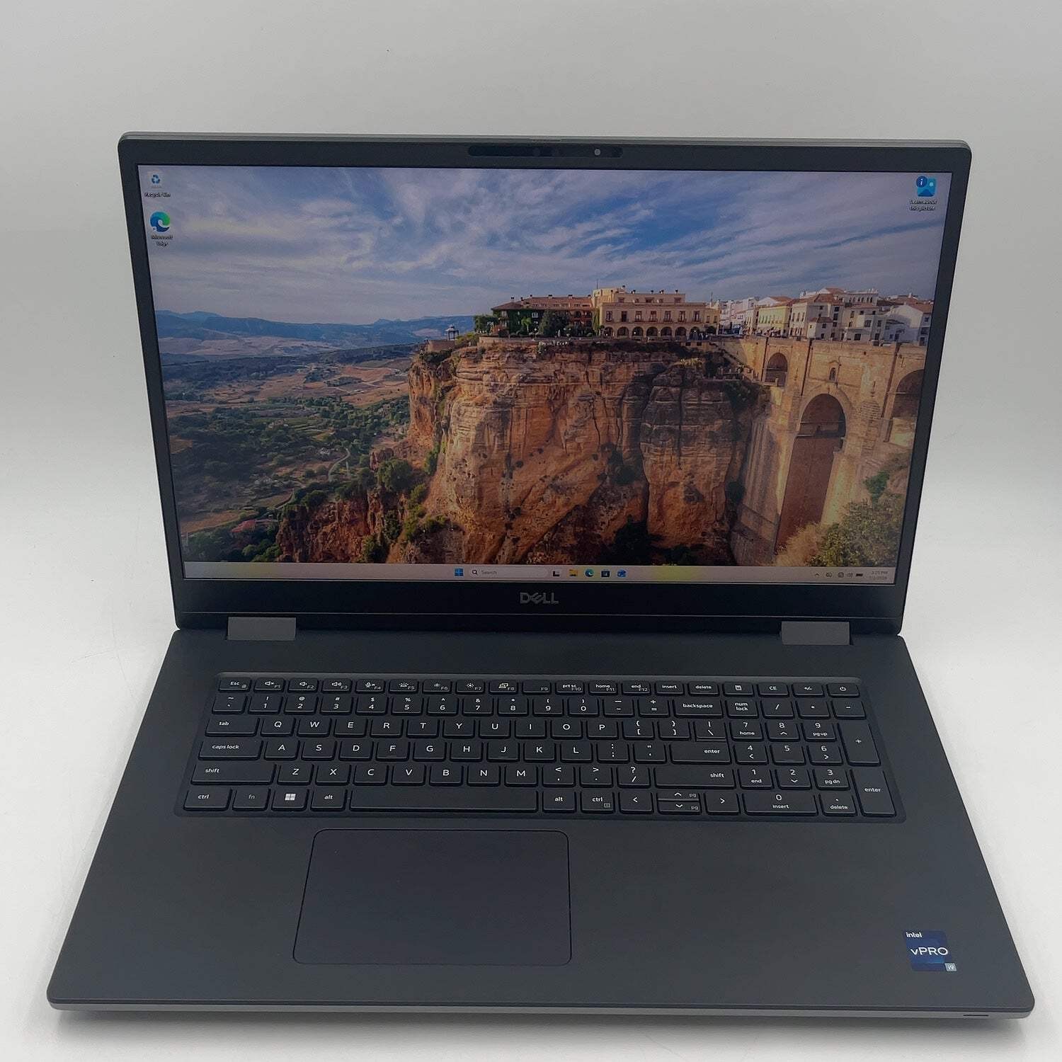 Dell Precision 7780 17.3″ i9-13950HX 2.2GHz 64GB RAM 1TB SSD Quadro RTX 4000 Ada