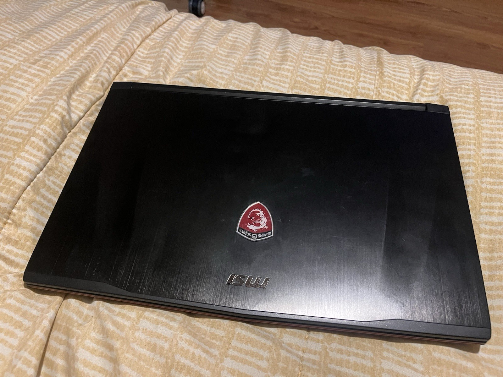 MSI GL62 6QF-893US Laptop FHD, I7-6700HQ, 8GB RAM, GTX-960M, 1TB HDD