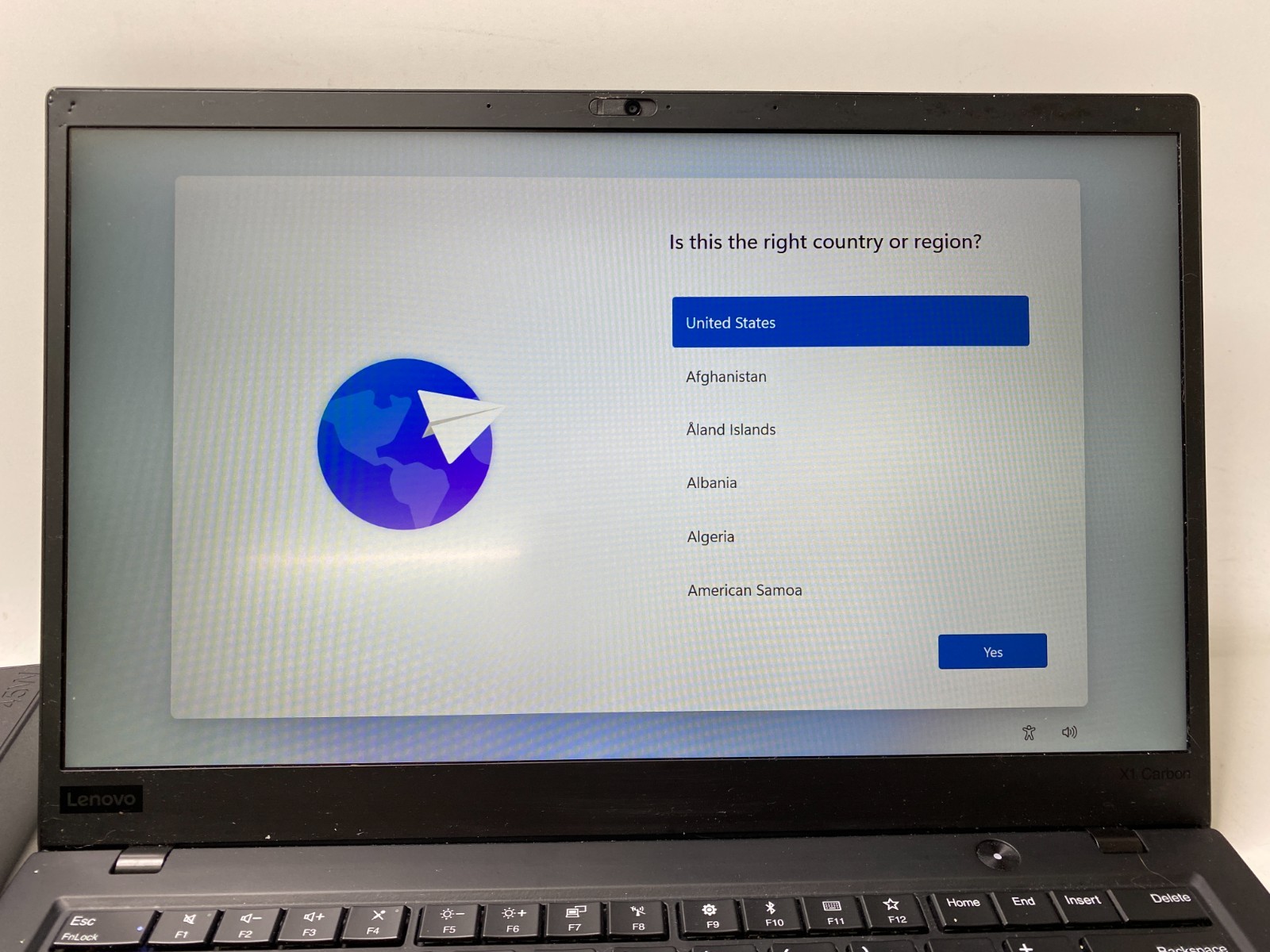 Lenovo ThinkPad X1 Carbon Gen 6 i7-8650U 8GB DDR4 256GB SSD Win11P