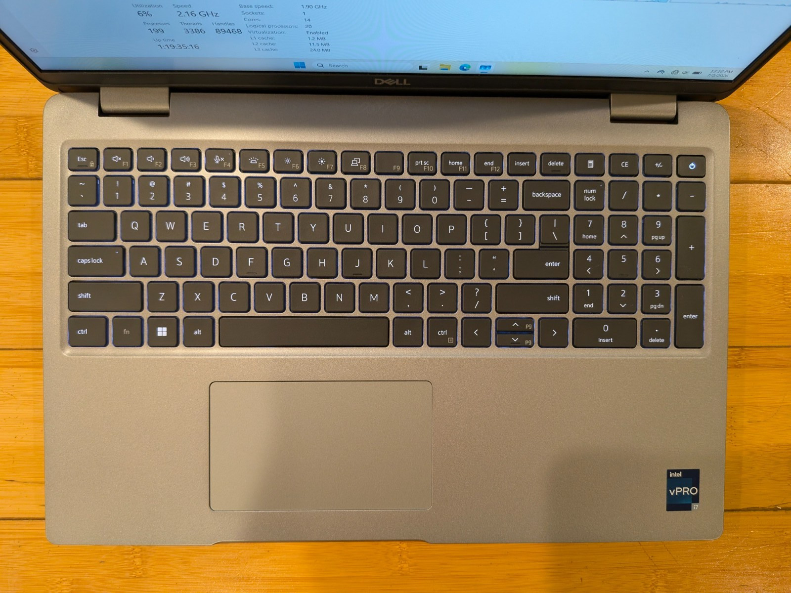 Dell Latitude 5540 15.6″ FHD Laptop (Intel Core i7-1370P, 32GB DDR5, 512GB SSD)