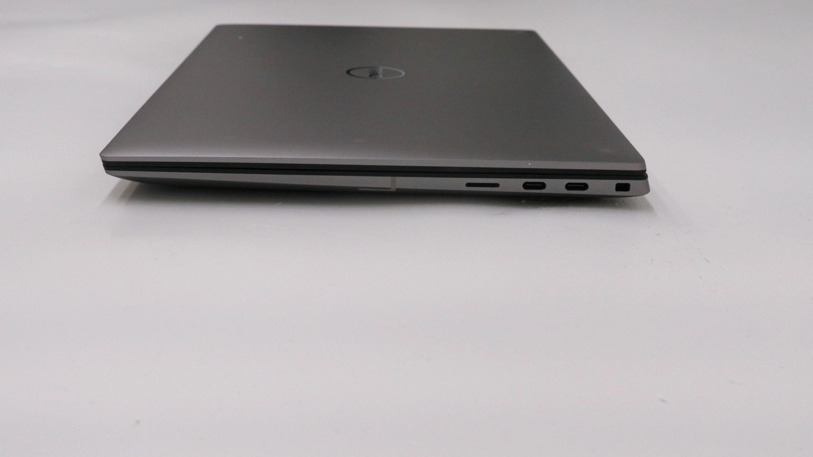 Dell Precision 5480 i7-13700h 16GB 512GB – Very Good