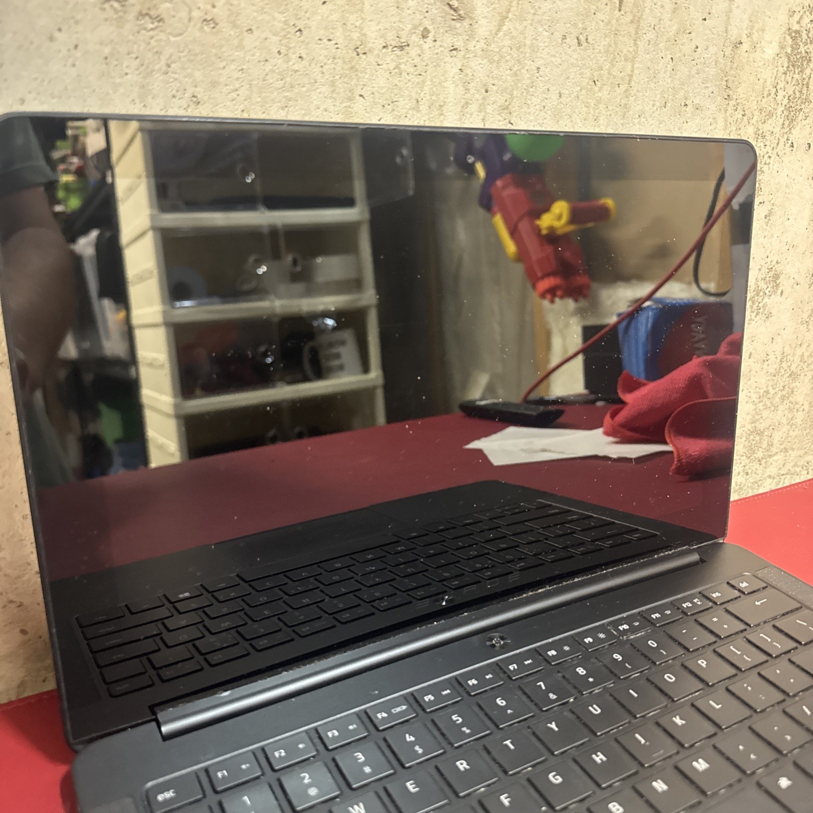 Razer Blade Stealth 12.5” RZ09-01962E11 Laptop For Parts/Repair Untested