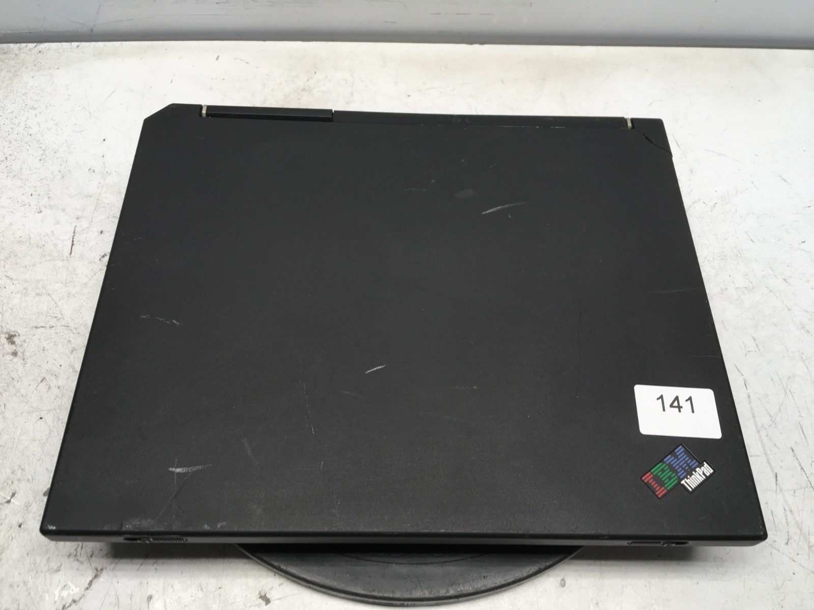 IBM ThinkPad R32 Intel Mobile Pentium 4-M 1.6GHz 256 MB NO HDD