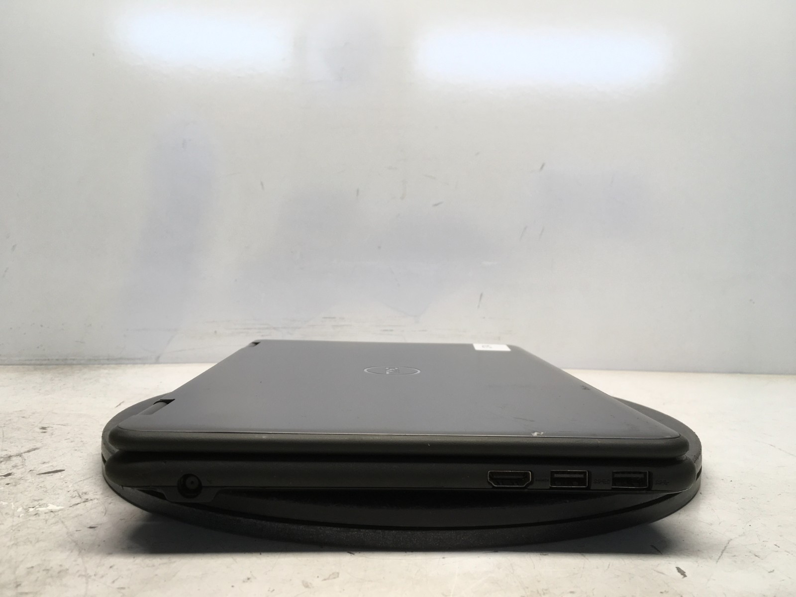 Dell Latitude 3190 2-In-1 Intel Celeron N4100 1.1GHz 4 GB NO HDD