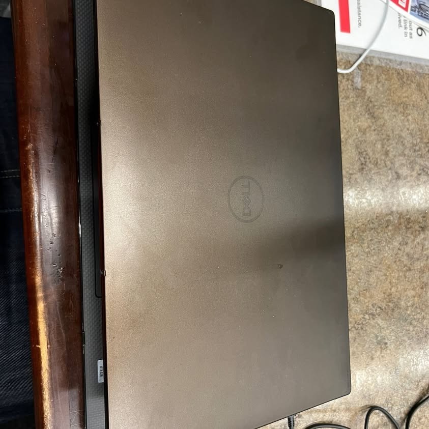 Dell XPS 17 9700 17″ Laptop i7-10750H 10th Gen 16GB RAM 512GB SSD Win11