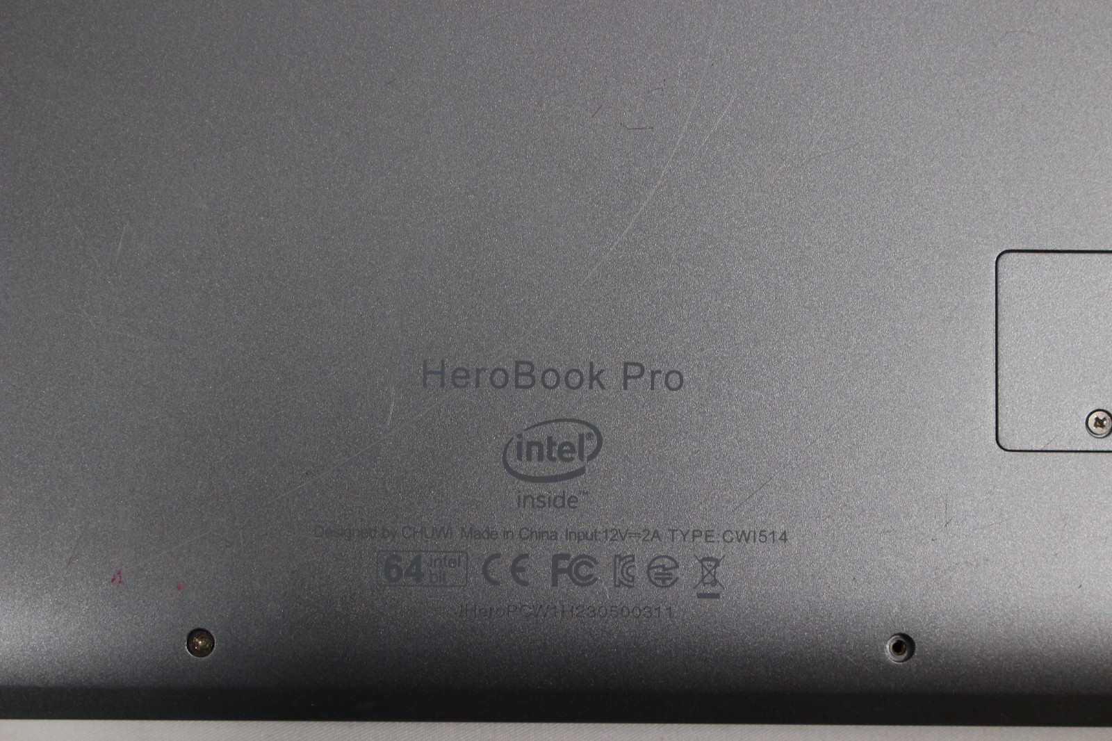CHUWI HeroBook Pro 14.1″ FHD Celeron N4020 1.1GHz Intel 600 8GB RAM (AS IS) READ