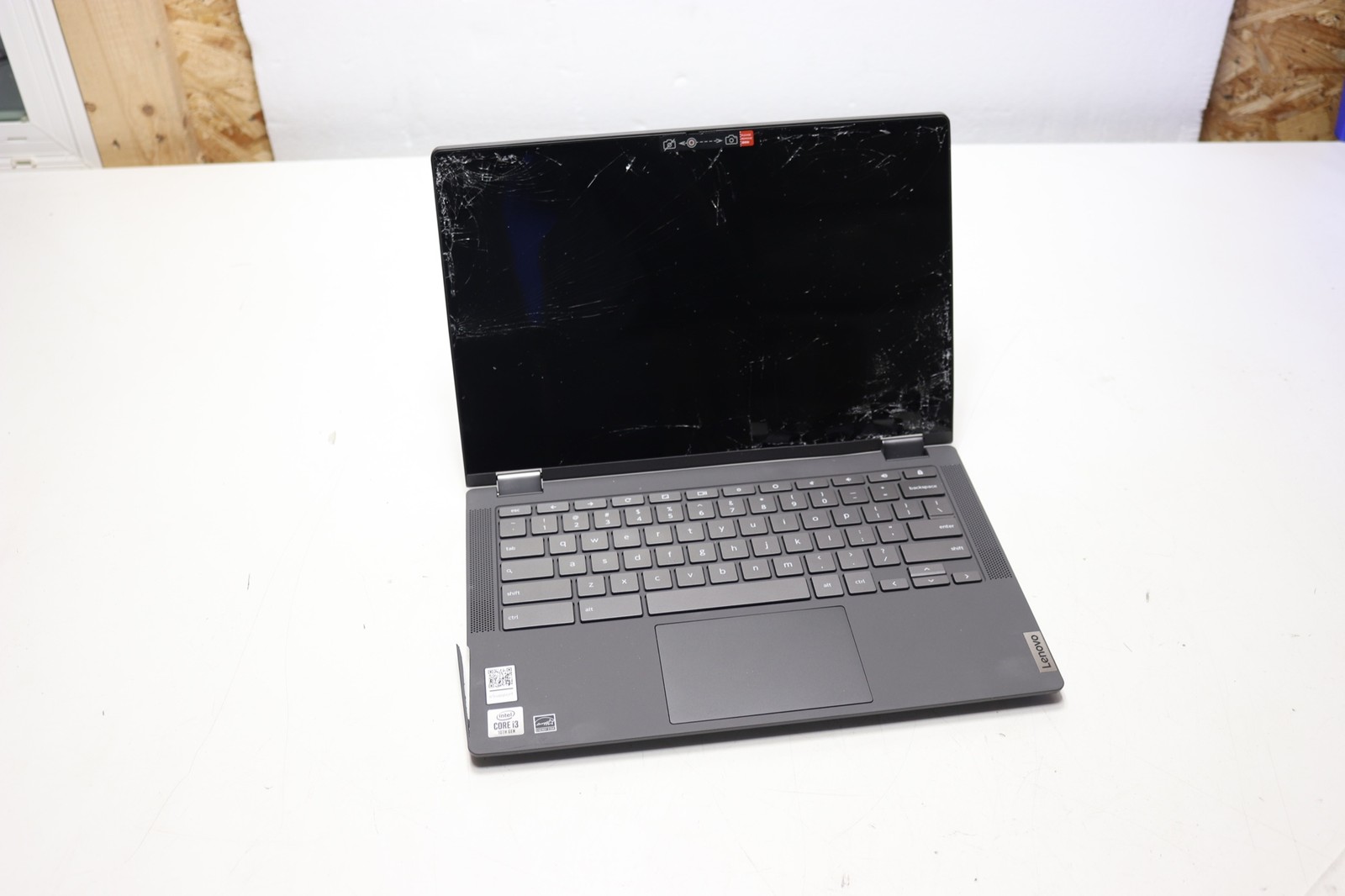 Lenovo IdeaPad Flex 5 CB 13IML05 Chromebook Laptop AS-IS Powers