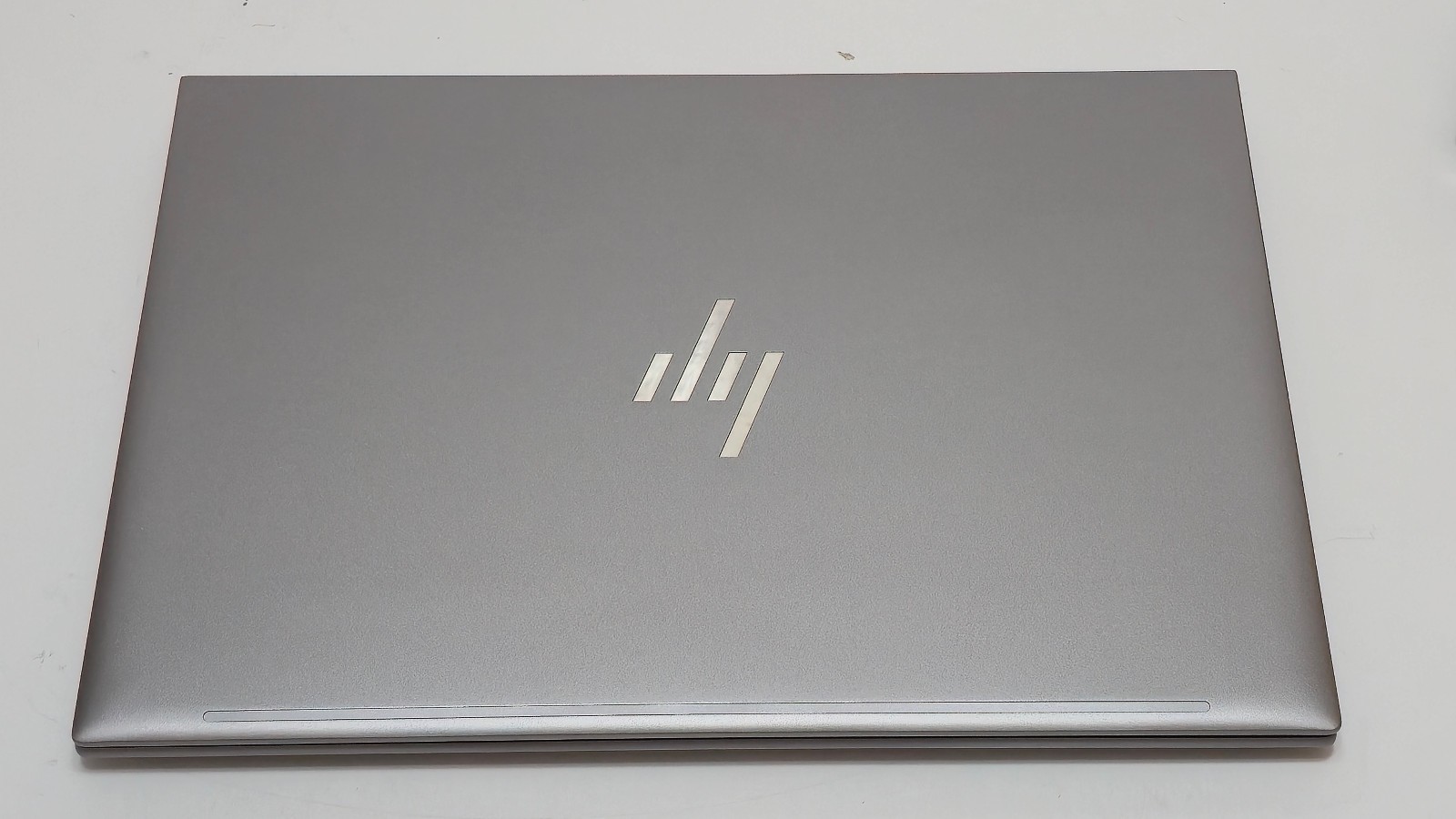 HP ZBook Firefly 14 G10 Workstation i7-1370P 32GB RAM 1 TB SSD 14″ – Warranty
