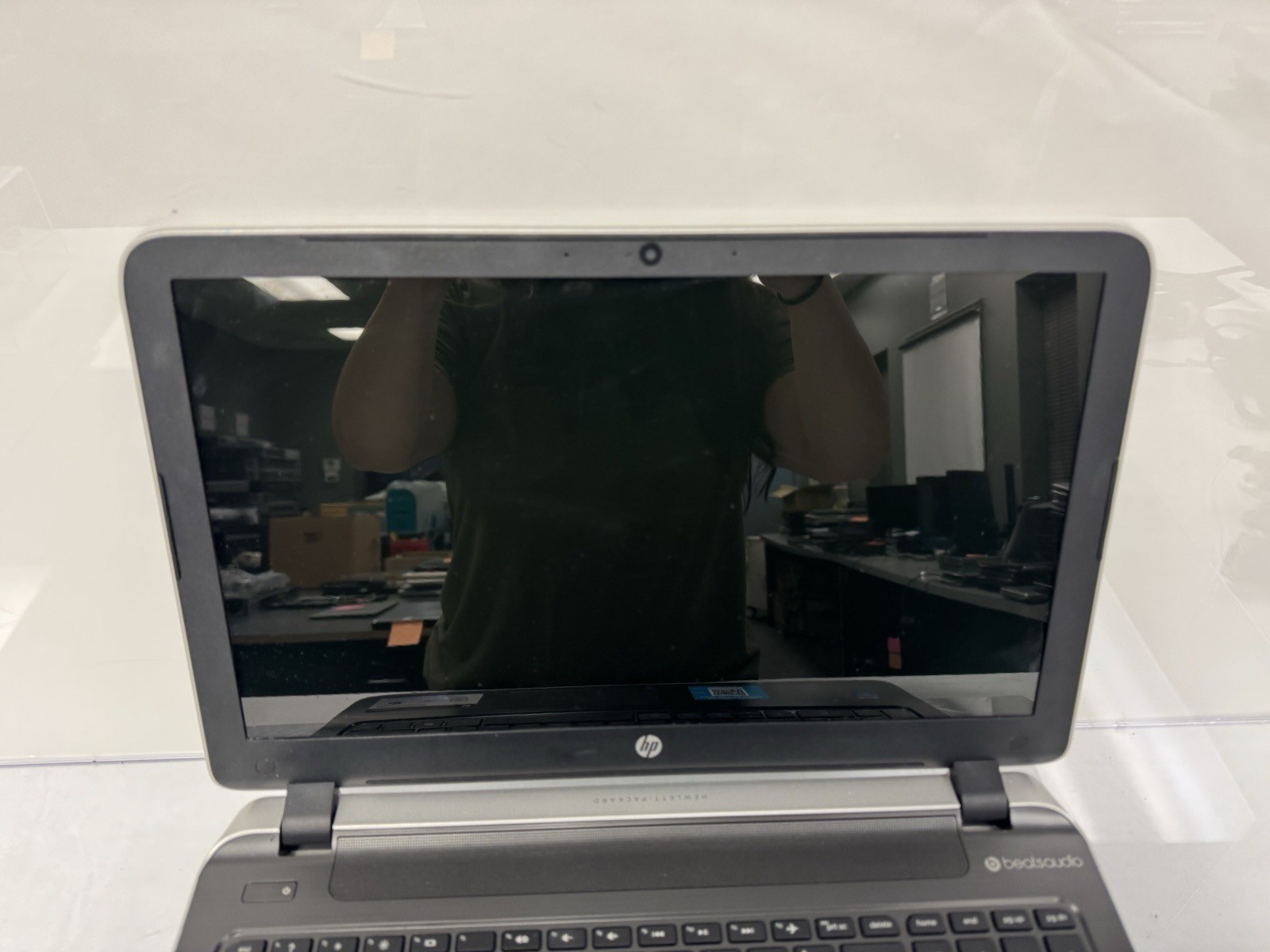 HP Pavilion 15-P100DX Notebook i7-4510U 2.00GHz 6GB Ram No HDD #1
