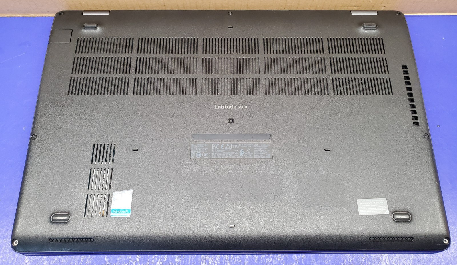 Dell Latitude 5500 i7-8665@1.9GHz 512GBssd 16GBram 15″ TOUCH 11pro “GRADE A”