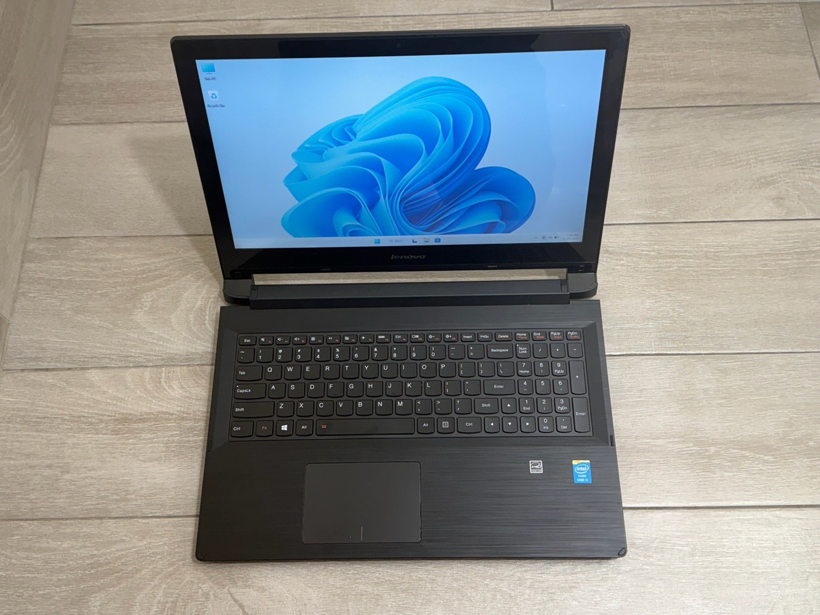 Lenovo Flex 2-15 15.5″ Touch Laptop Core i5-4030U 6GB RAM 500GB HDD Win-11