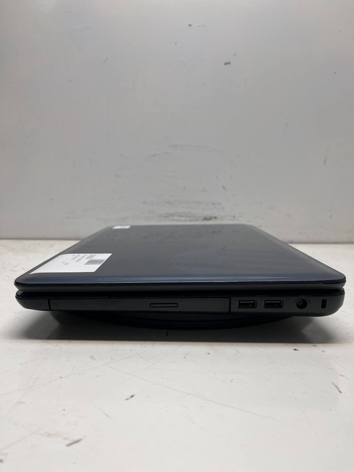 HP 2000-2b09WM AMD E-300 APU 1300MHz 2GB NO HDD