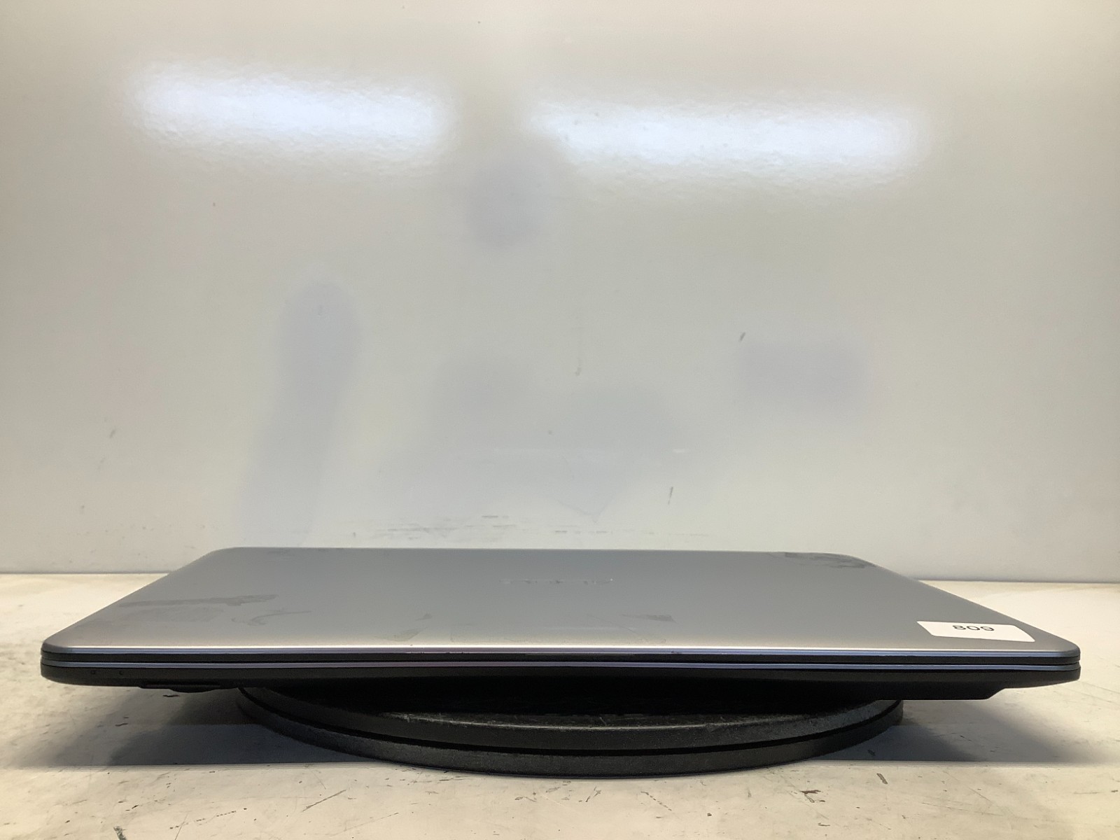 Asus X540L Intel i3-5020U 2.2GHz 4 GB NO HDD/Battery