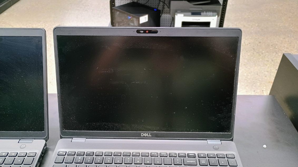 2 Dell latitude 5501 i5 9th Gen No Ram/SSD AS-IS for Parts & Non-Functional