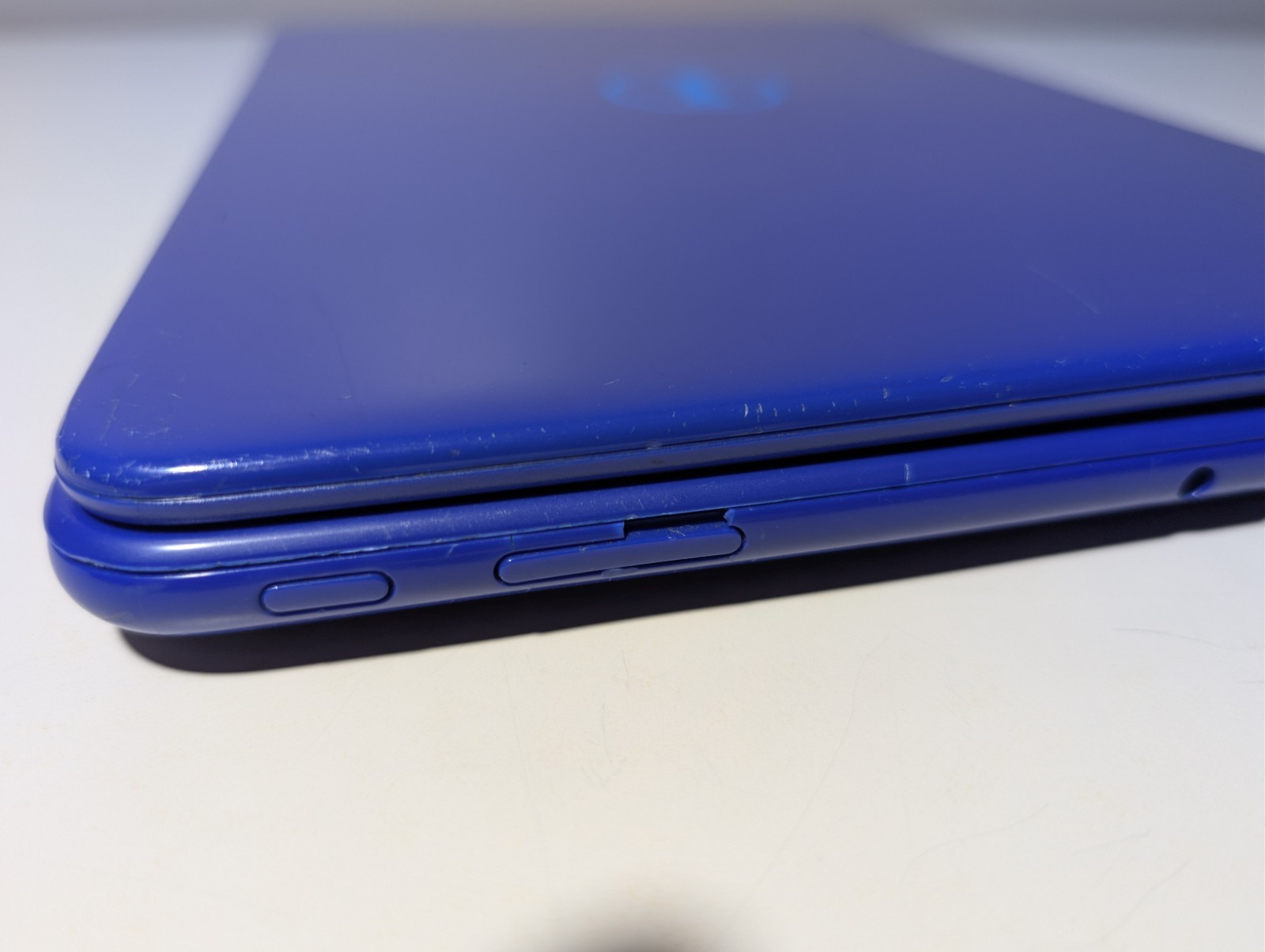 DELL INSPIRON 11 3168 2-in-1 | PENTIUM N3710 8GB RAM 128GB SSD | BLUE