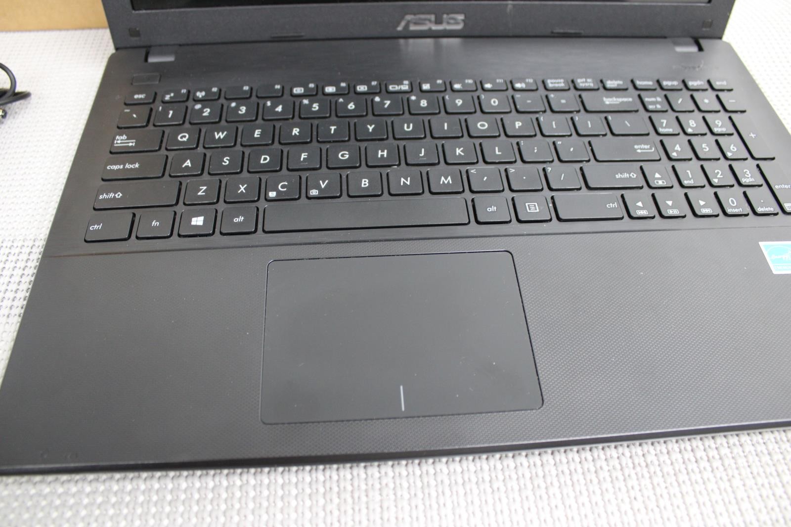 Asus X551MA Intel Celeron N2840@2.16GHz Window 10 Home 4GB