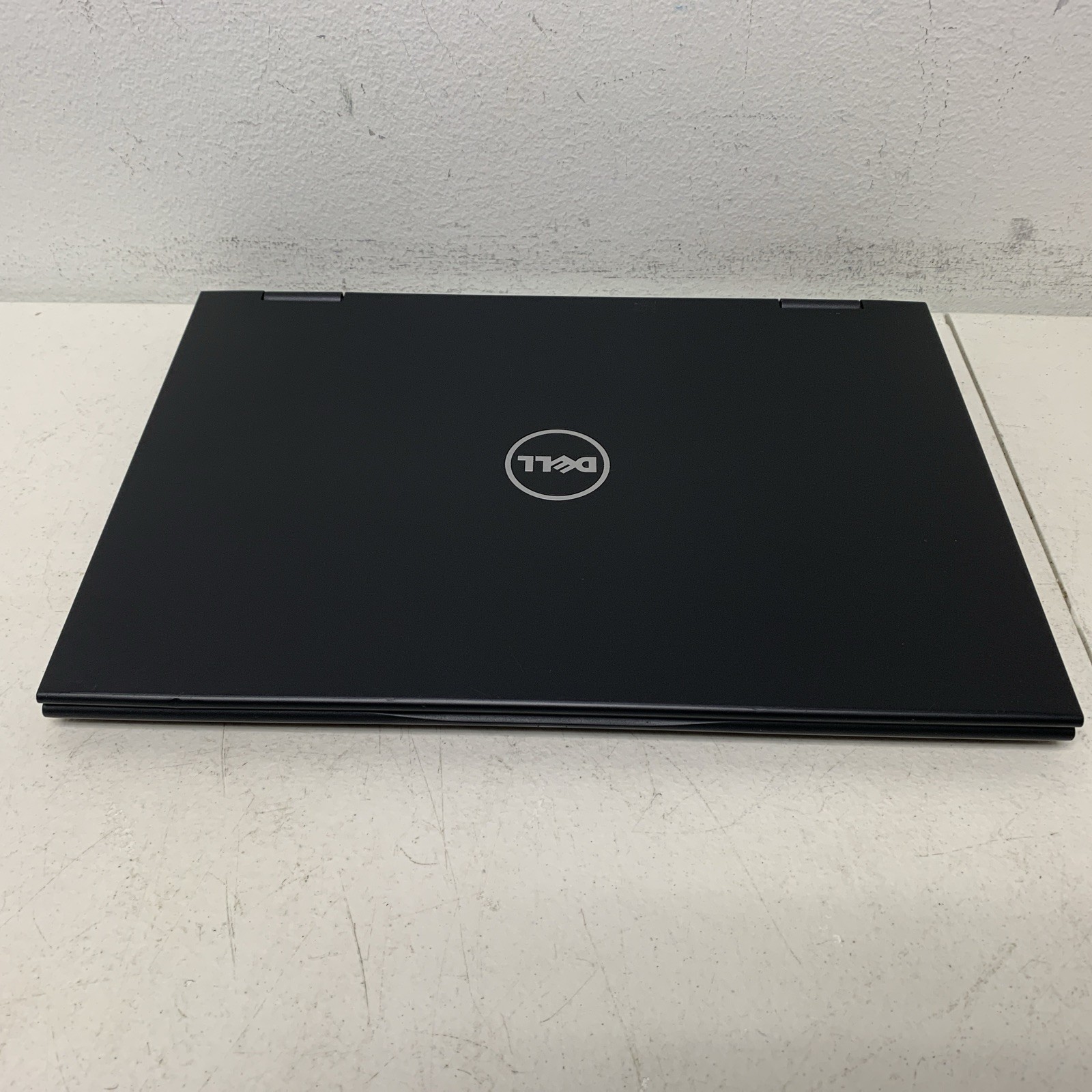 Dell Latitude 3390 2-in-1 13.3″ FHD TouchScreen i5-8350U 8GB RAM 256GB SSD