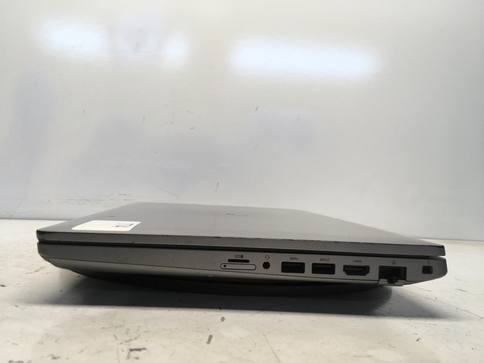 Dell Latitude 5511 Intel i7-10850H 2.7GHz 4 GB NO HDD