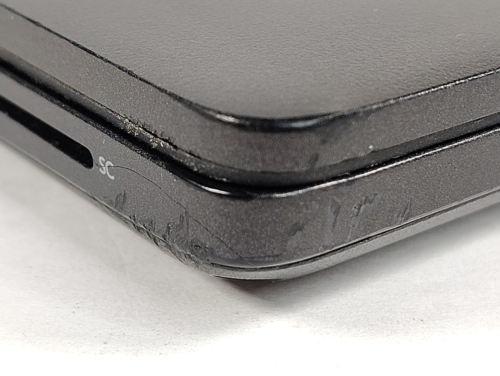 Dell Latitude 5400 14″ Laptop Intel i5-8365U No RAM|No Drive|No OS| w/AC Adapter