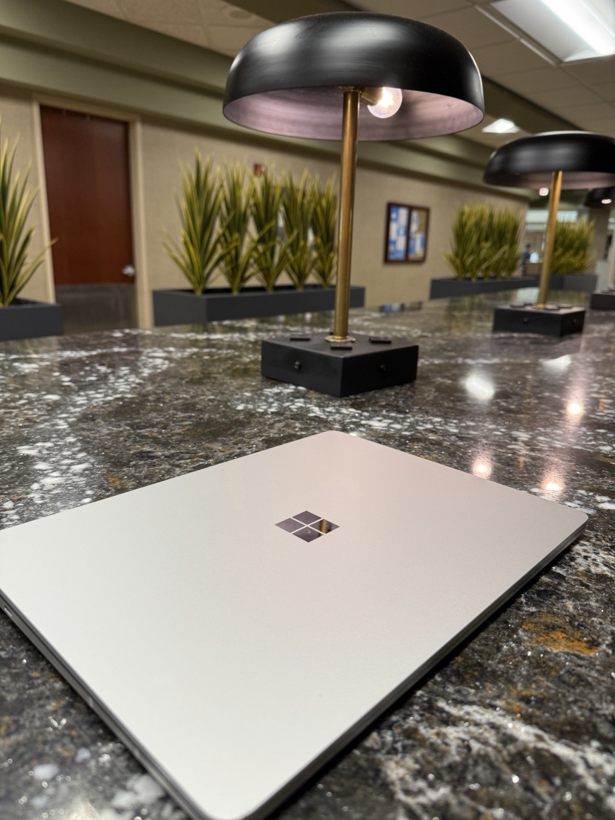 Surface Laptop 7th Gen (5G)